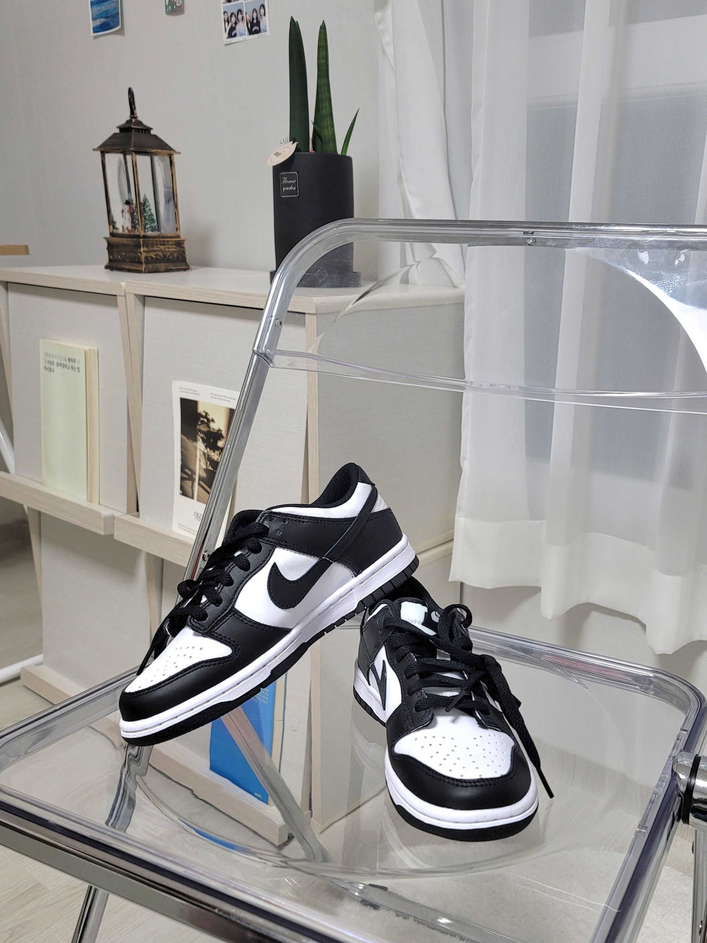 (GS) Nike Dunk Low Black 착용 스타일 - 3