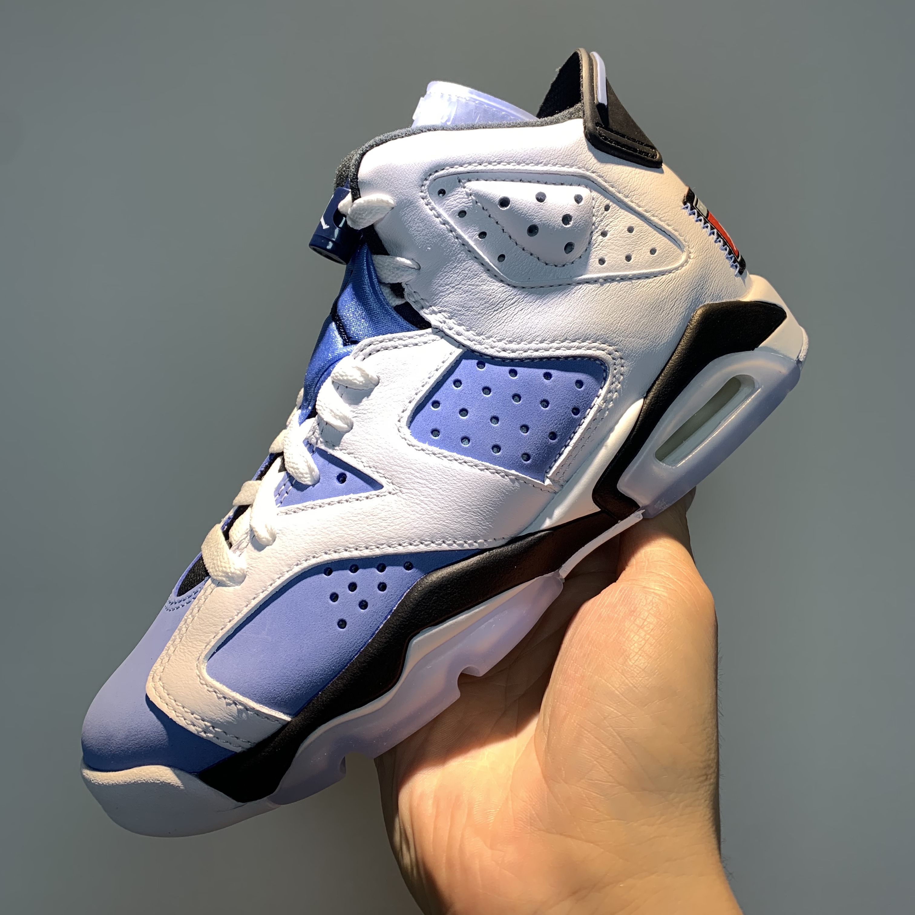 (GS) Jordan 6 Retro University Blue 착용 스타일