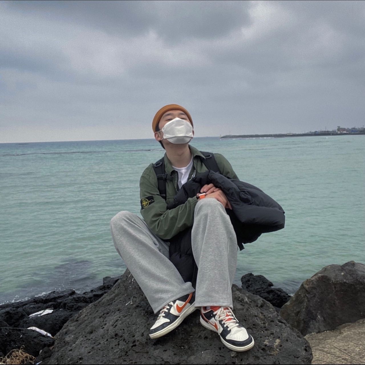 Stone Island 113WN T.CO+OLD Overshirt Sage Green - 21FW, Nike Dunk Low Retro PRM Halloween 착용 스타일