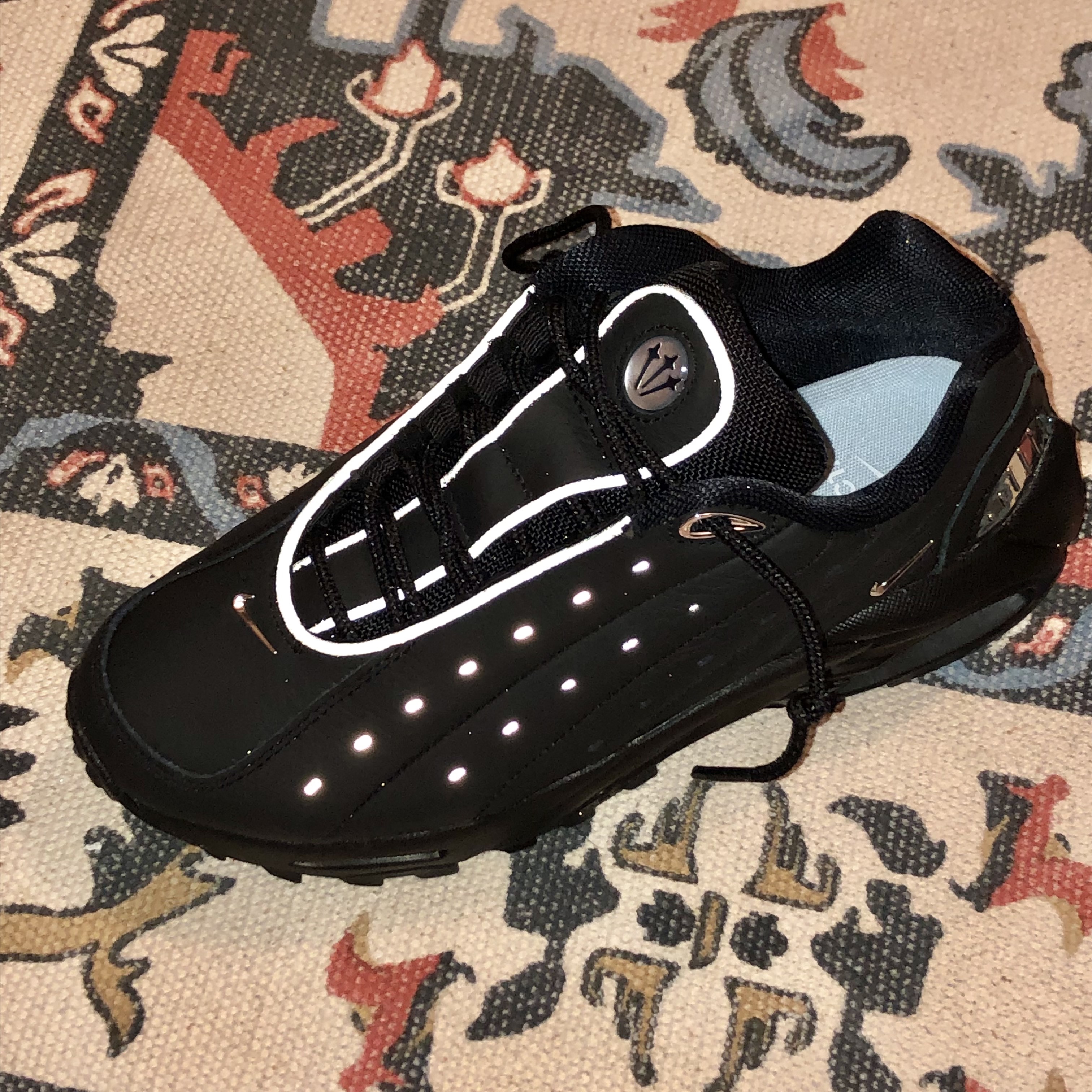 Nike x Drake Nocta Hot Step Air Terra Triple Black 착용 스타일 - 1