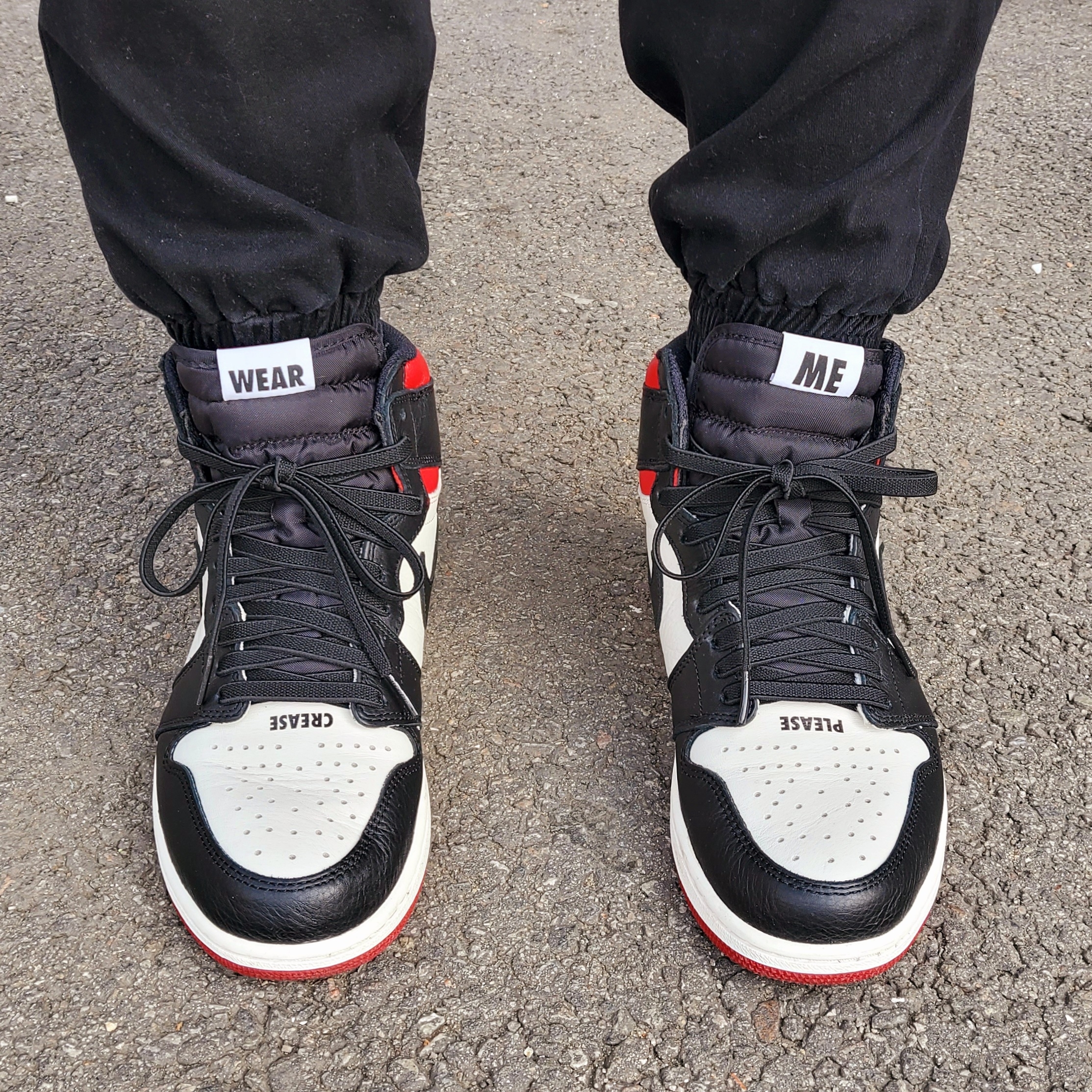 Jordan 1 Retro High Not for Resale Varsity Red 착용 스타일 - 3
