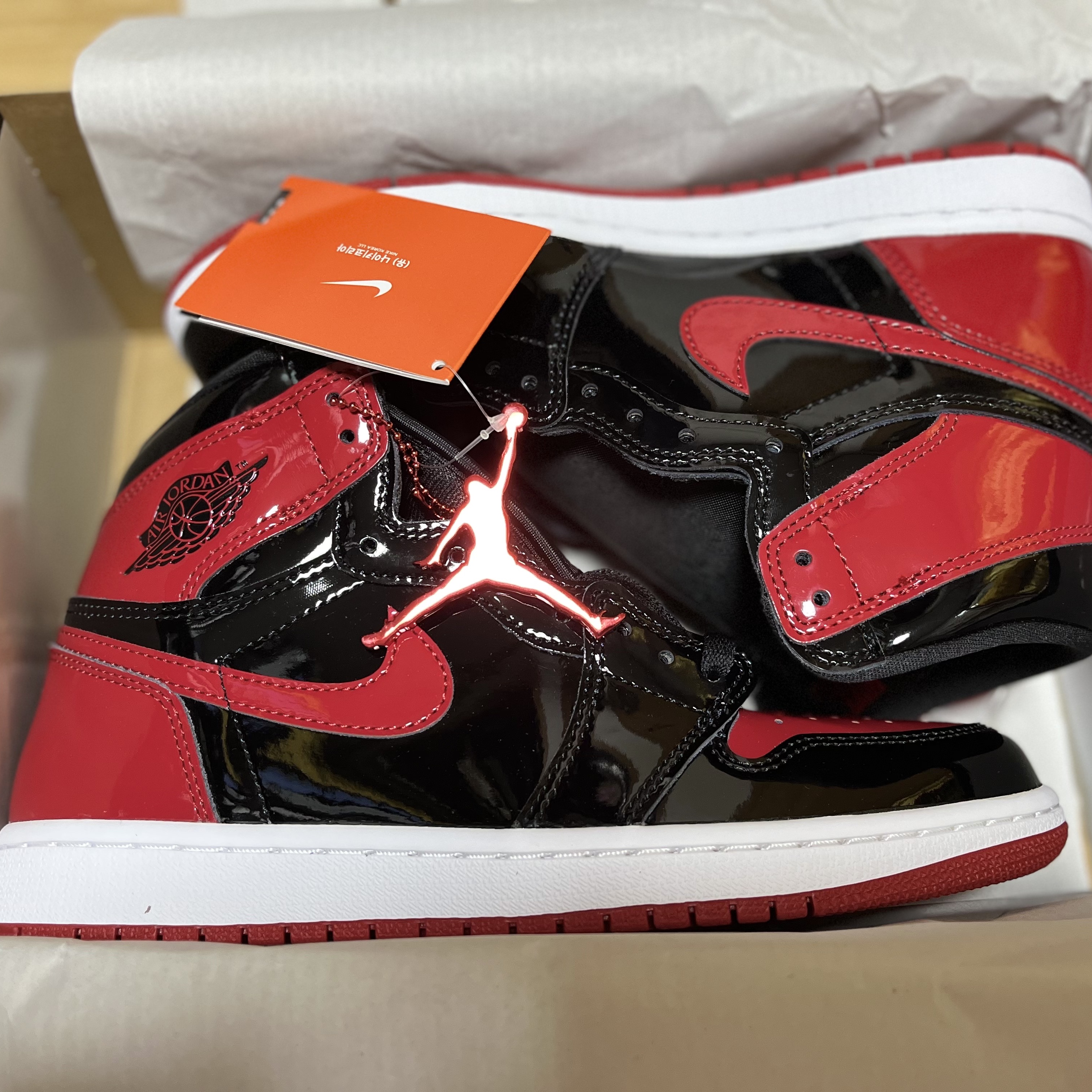 Jordan 1 Retro High OG Patent Bred 착용 스타일