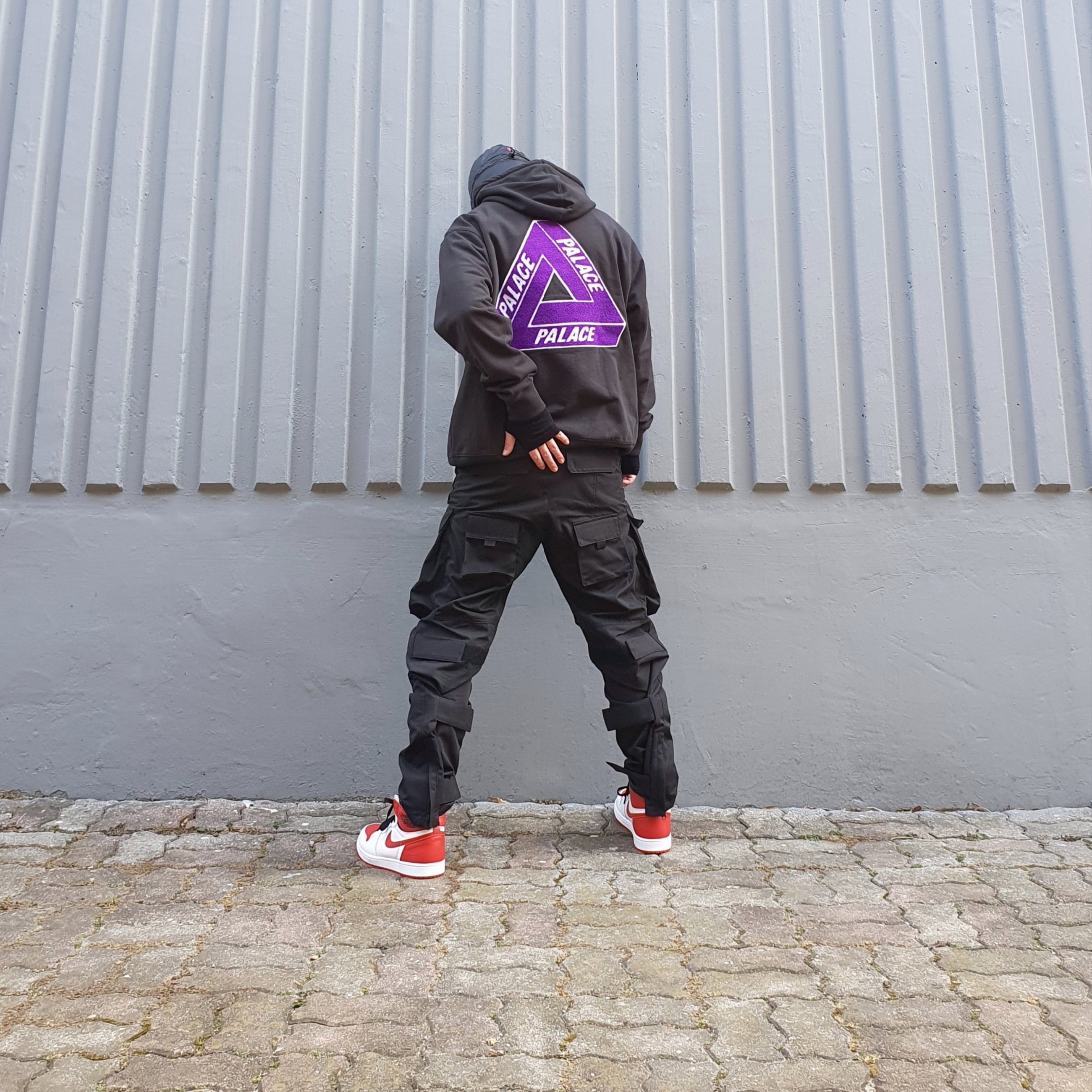 Palace Tri-Chenille Hood Black - 21FW, Supreme Tech Trooper Black - 20FW 착용 스타일 - 1