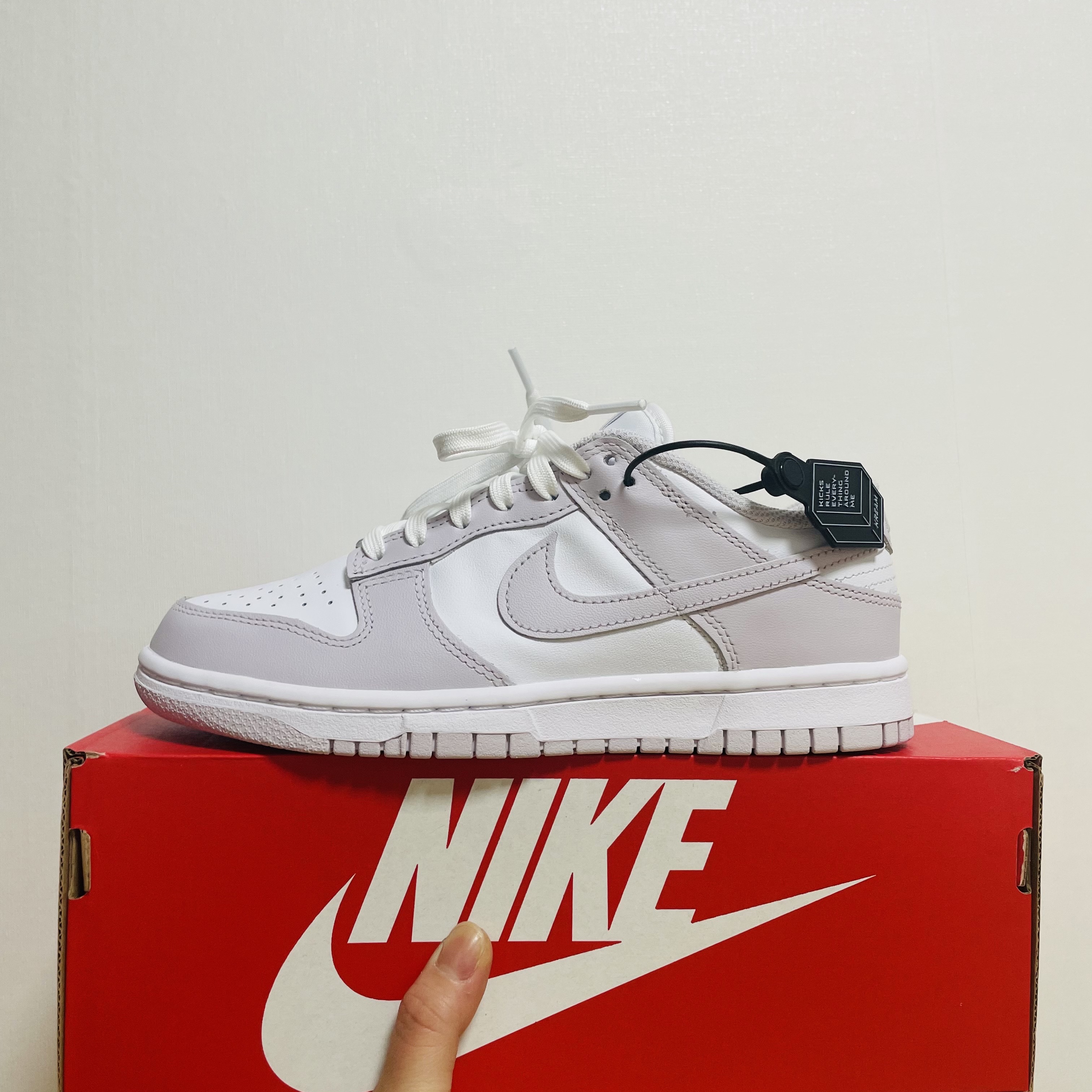 (W) Nike Dunk Low Venice 착용 스타일