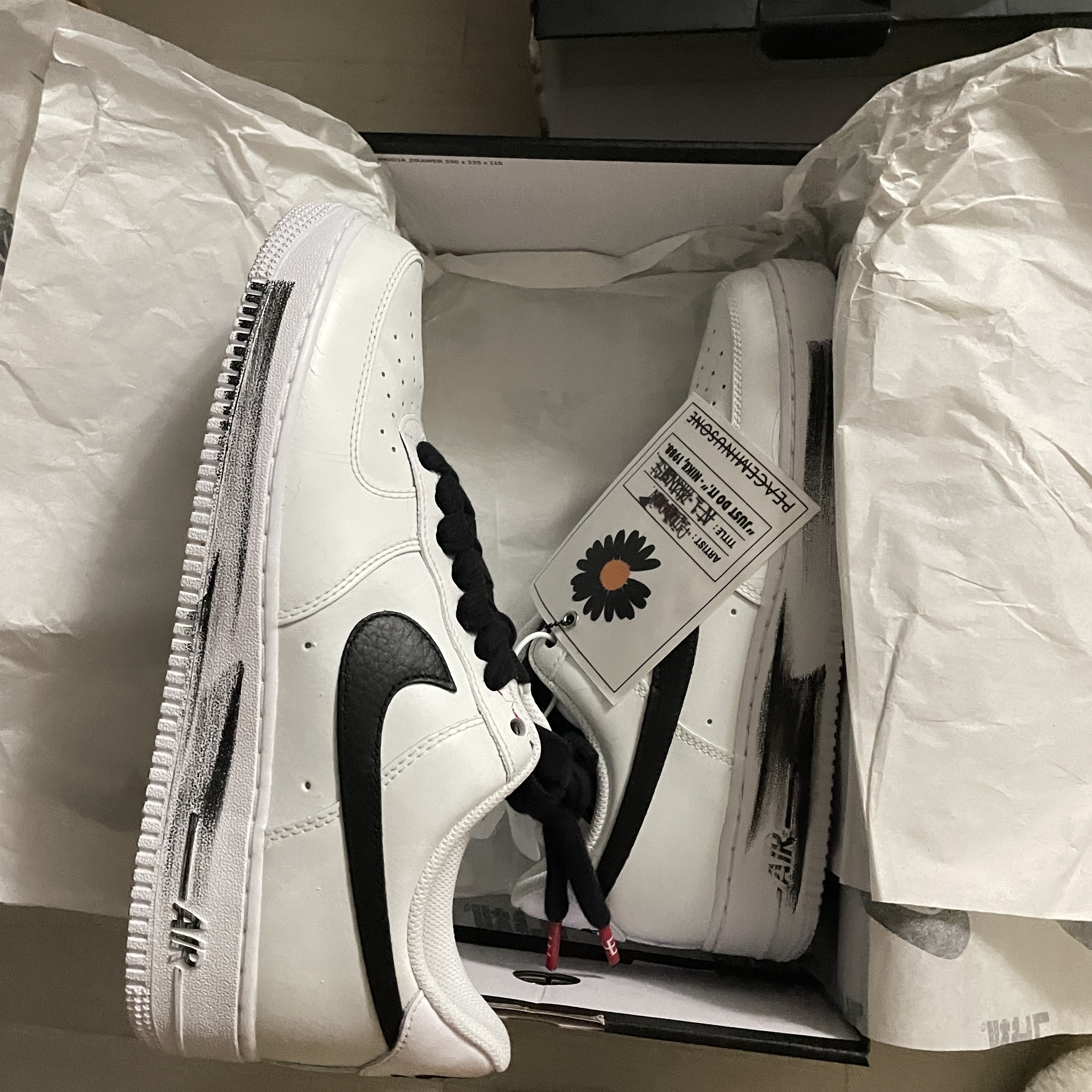Nike x Peaceminusone Air Force 1 Low Para-Noise 2.0 착용 스타일