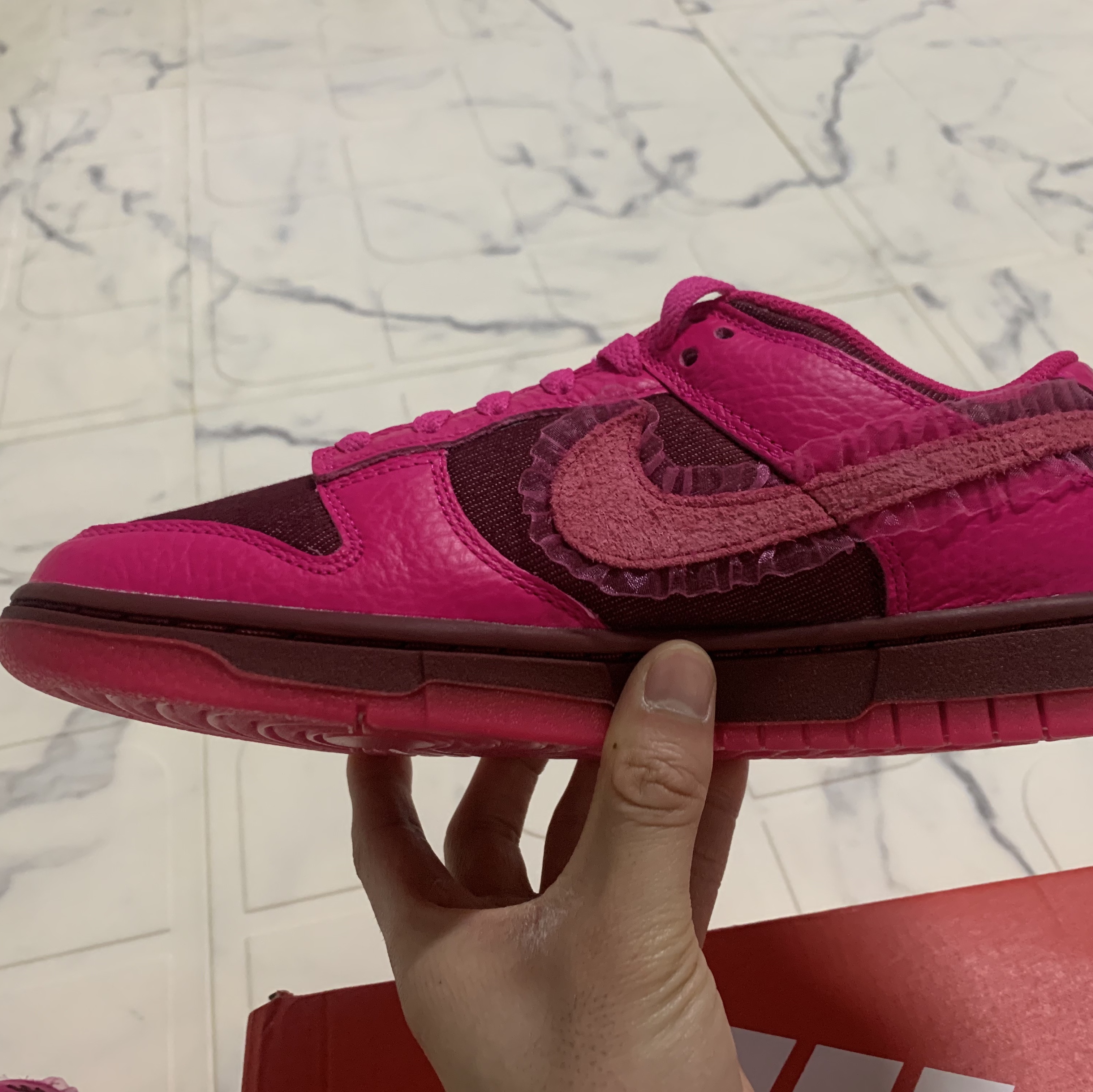 (W) Nike Dunk Low Prime Pink 착용 스타일 - 3