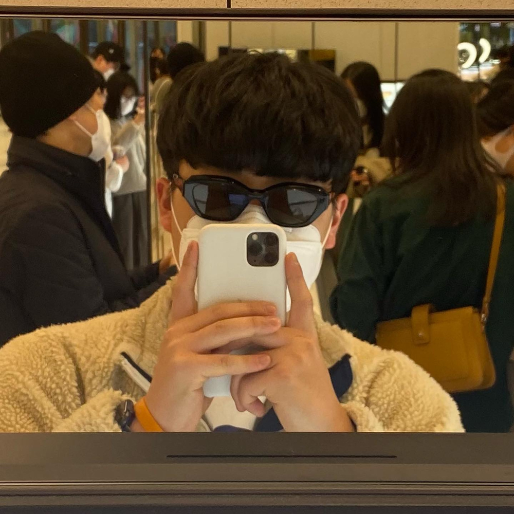 KREAM 프로필 이미지
