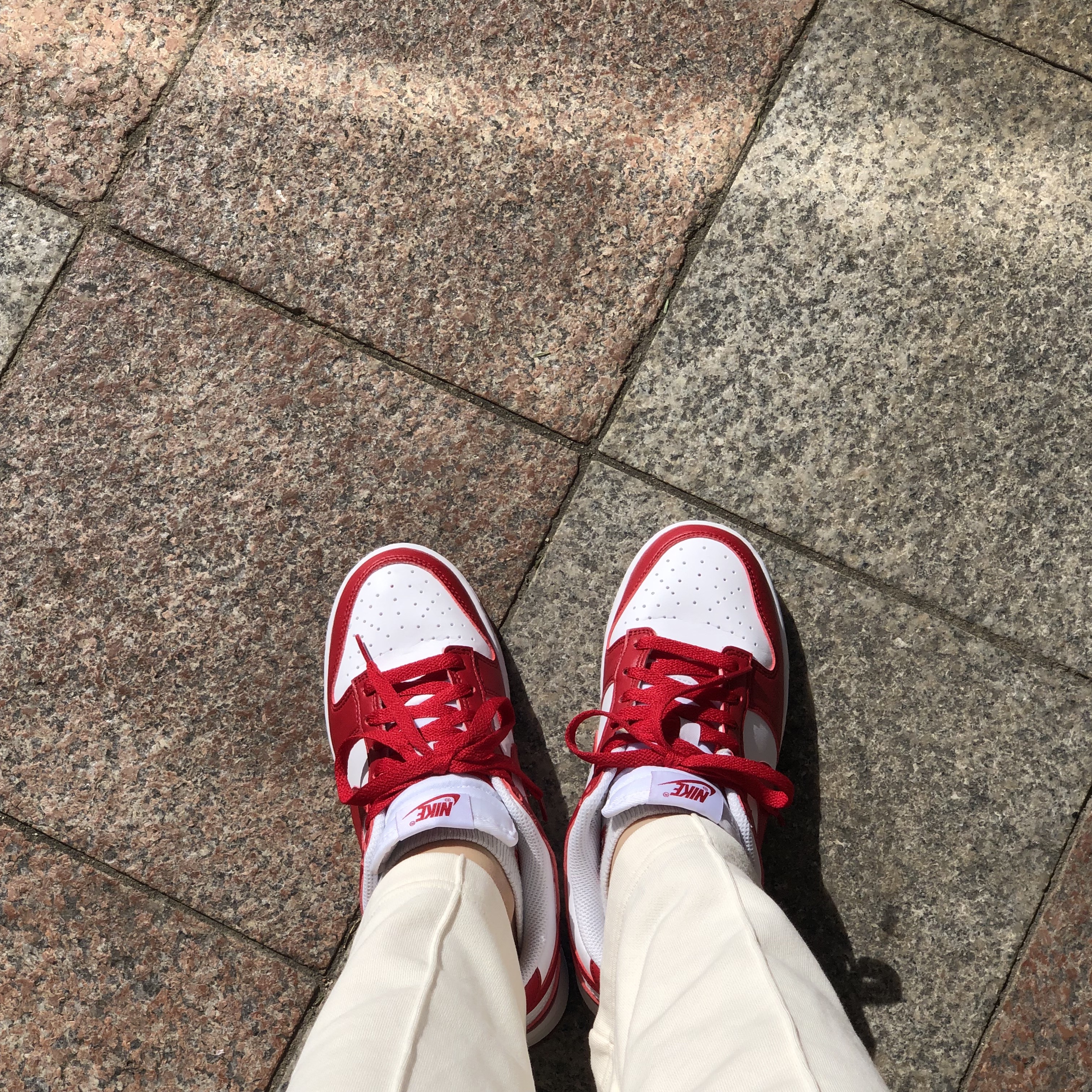 (W) Nike Dunk Low Next Nature Gym Red 착용 스타일 - 1