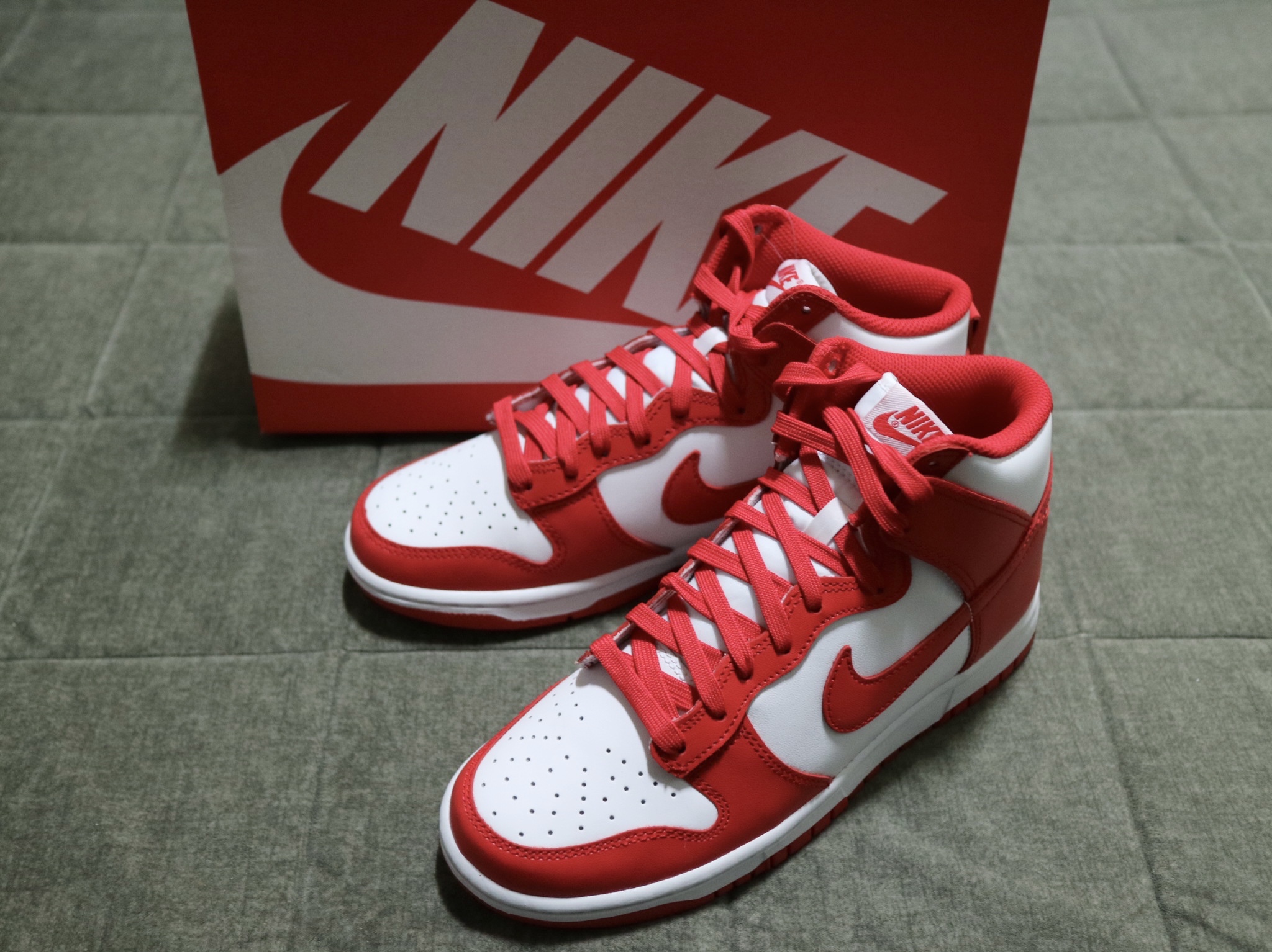 Nike Dunk High Retro Championship White and Red 착용 스타일 - 4
