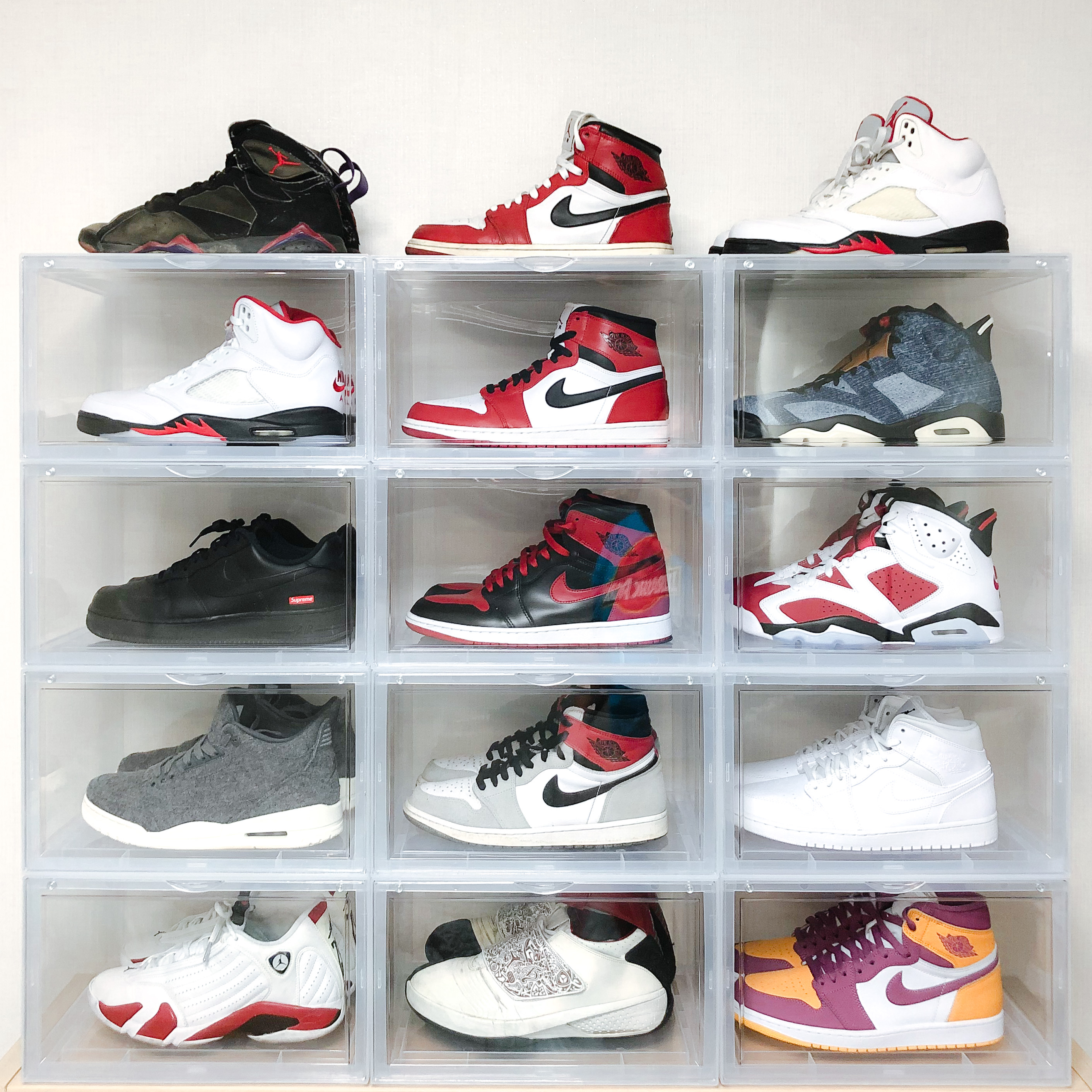Jordan 1 Retro High OG University Gold Light Bordeaux, Jordan 14 Retro Candy Cane 2006 착용 스타일
