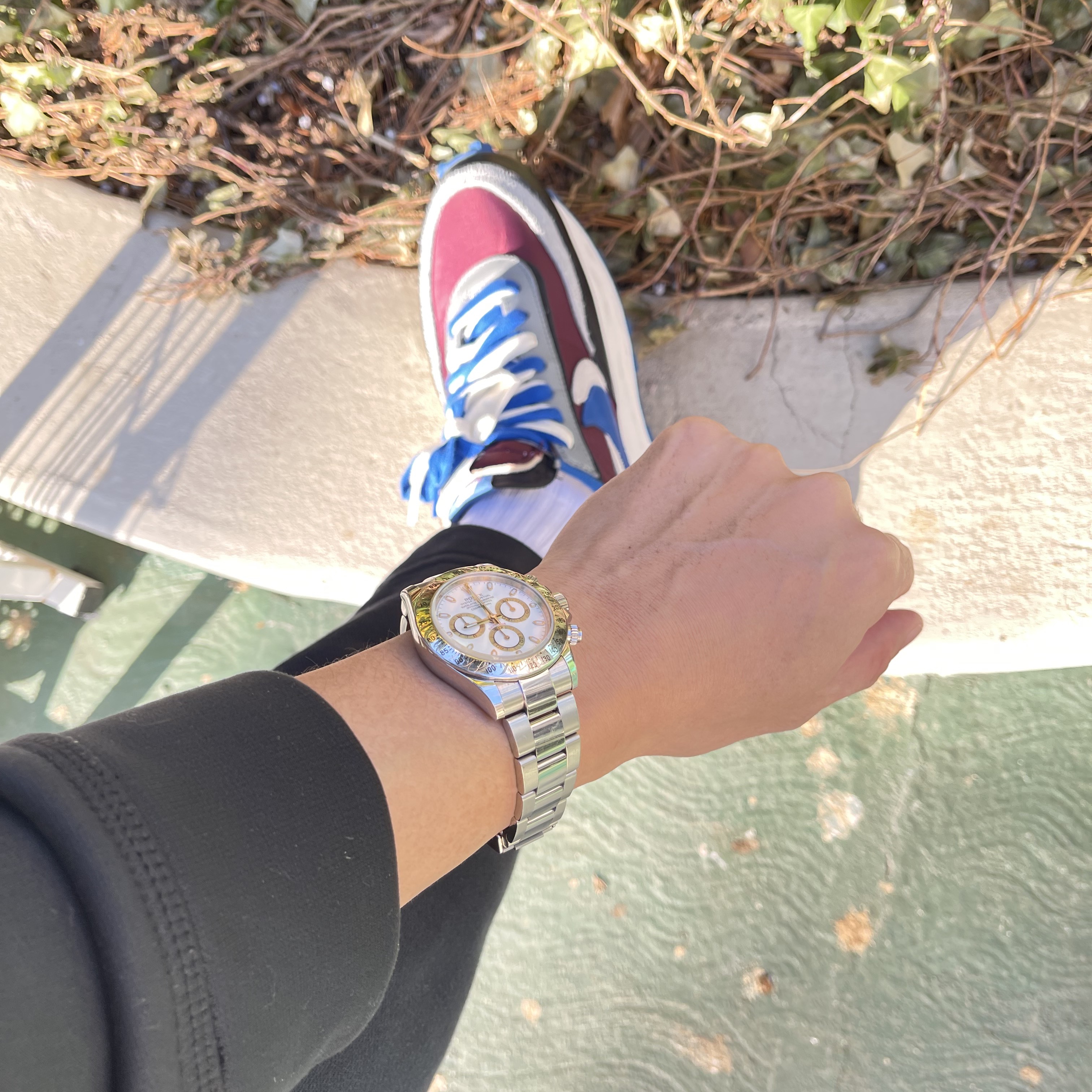 Nike x Sacai x Undercover LDWaffle Night Maroon Team Royal 착용 스타일