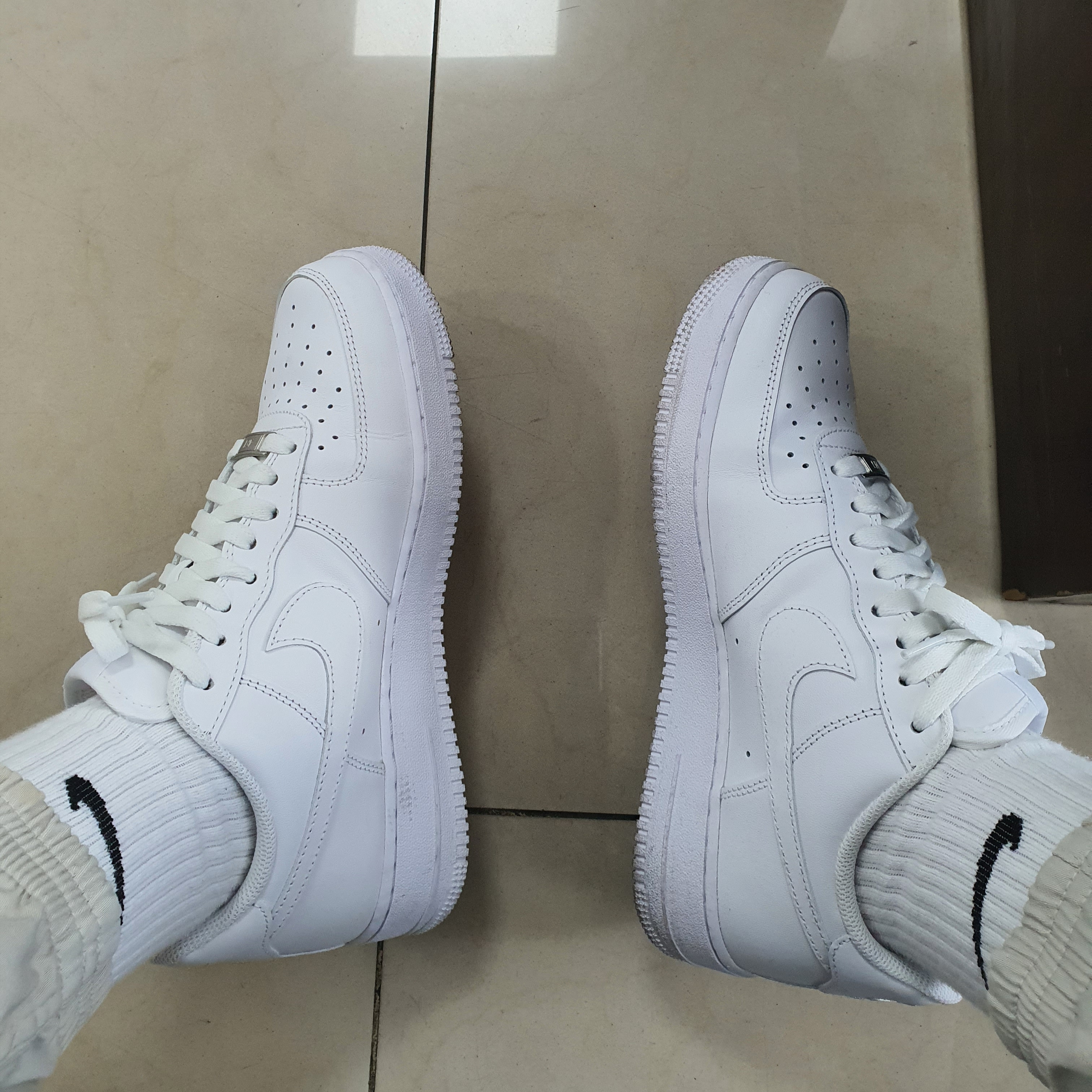 Nike Air Force 1 '07 Low White 착용 스타일