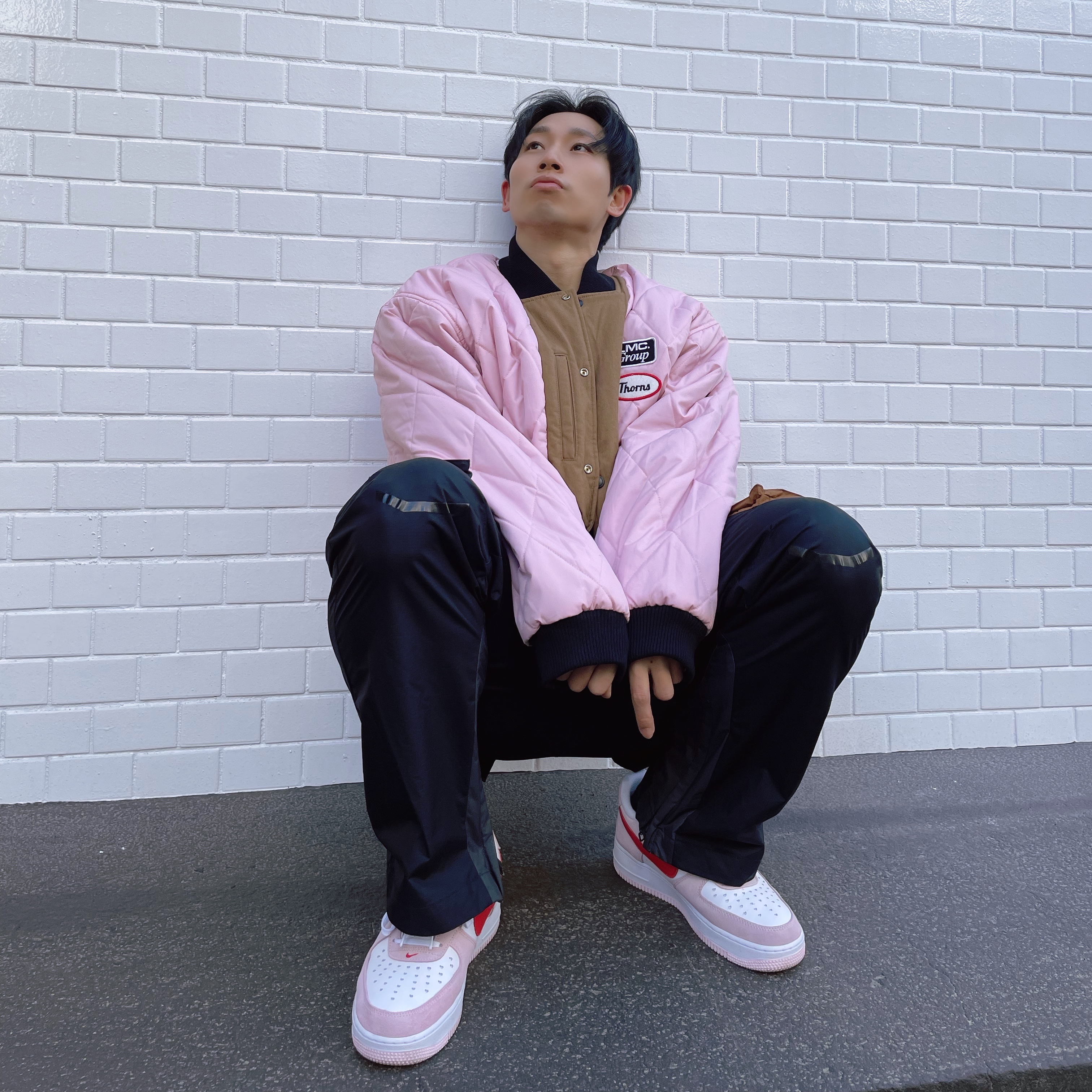Nike Air Force 1 '07 QS Valentine's Day 착용 스타일 - 3