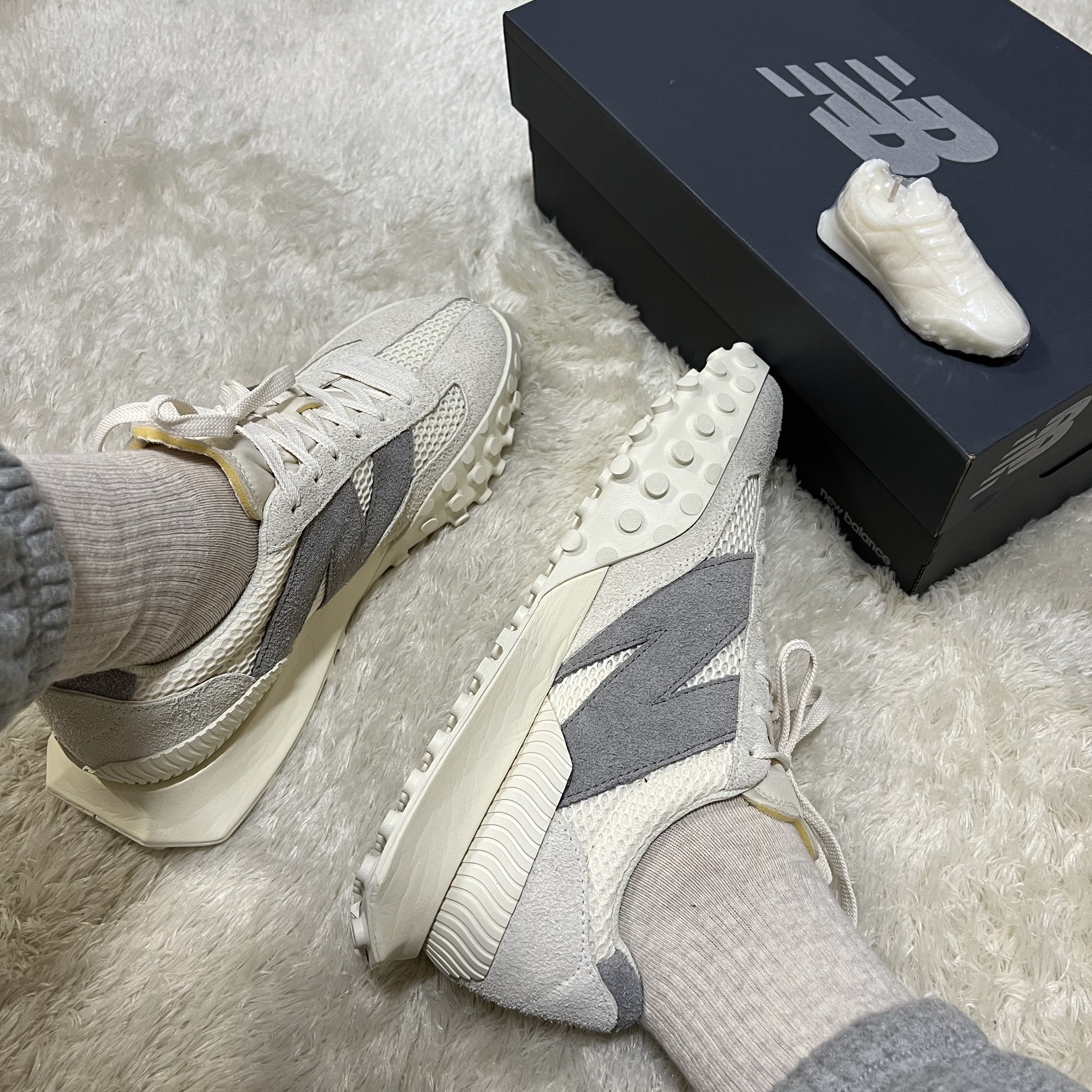 New Balance x END. XC-72 Natural Gum 착용 스타일