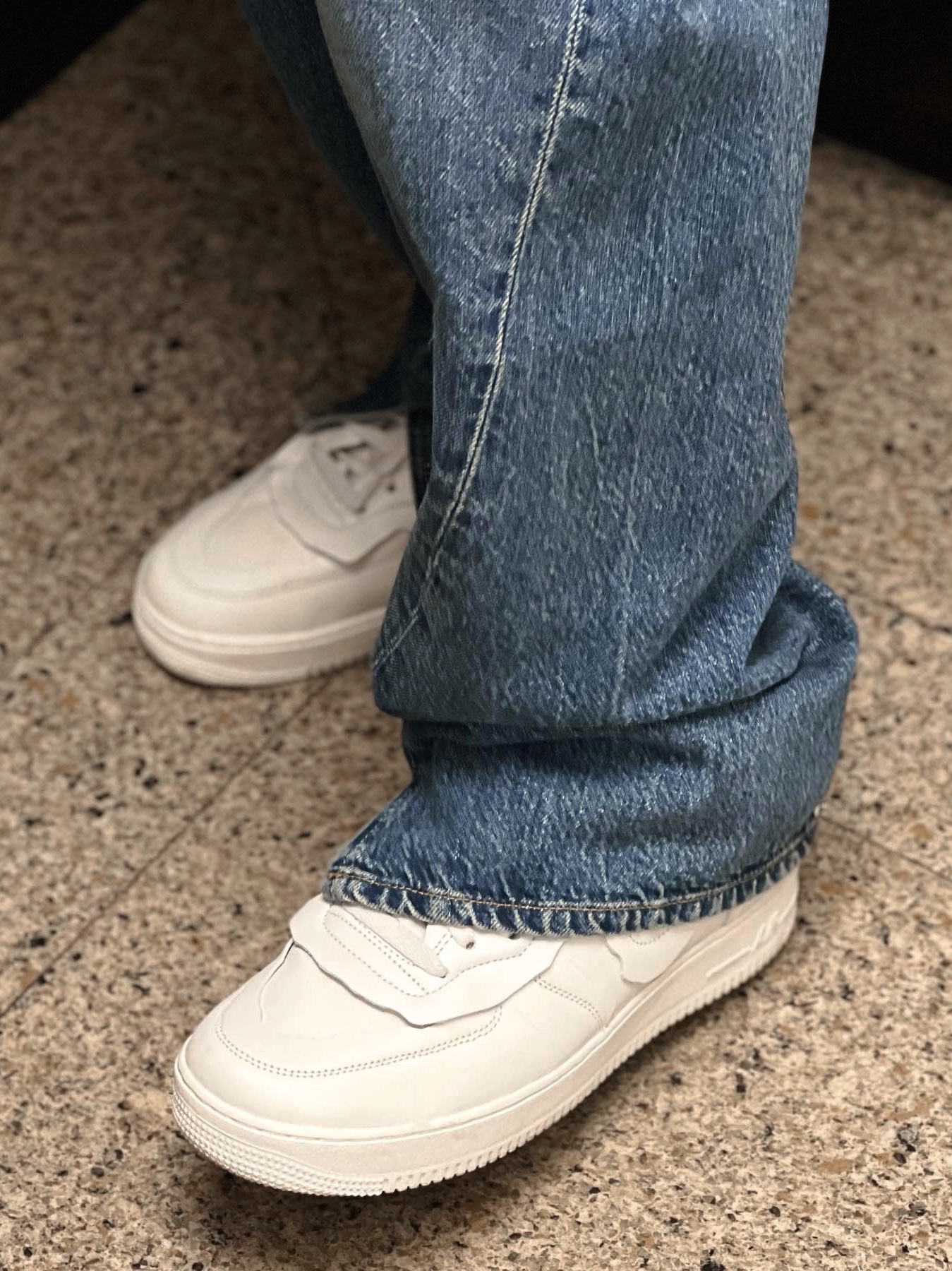Nike x Comme des Garcons Homme Plus Air Force Mid White 착용 스타일 - 2
