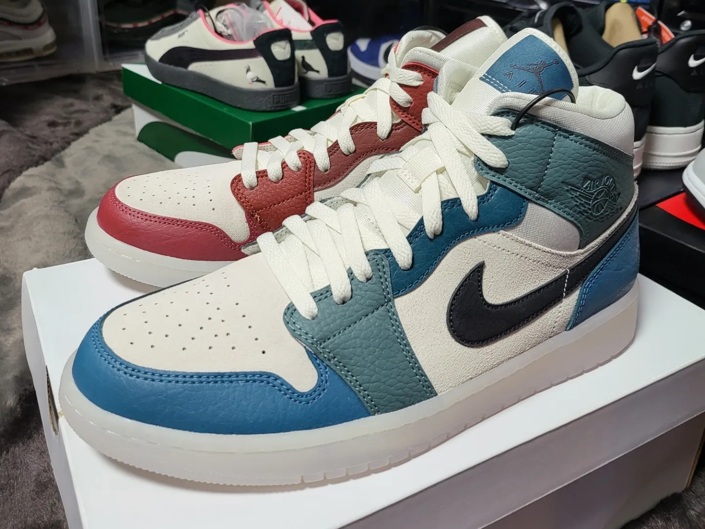 (W) Jordan 1 Mid Anti Gravity Machines 착용 스타일 - 1