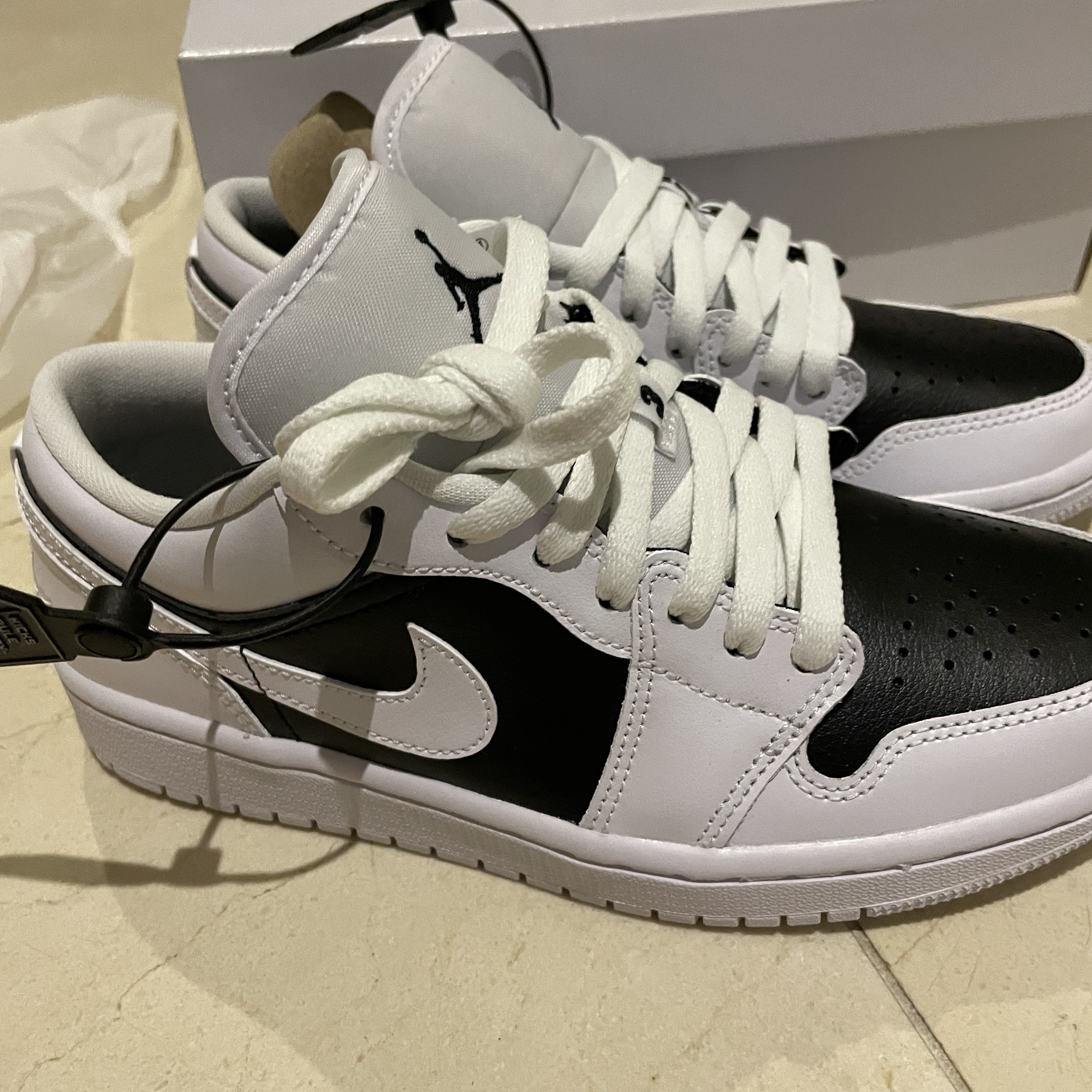 (W) Jordan 1 Low Panda 착용 스타일 - 2
