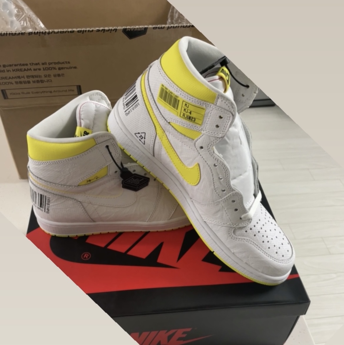 Jordan 1 Retro High OG First Class Flight 착용 스타일 - 1