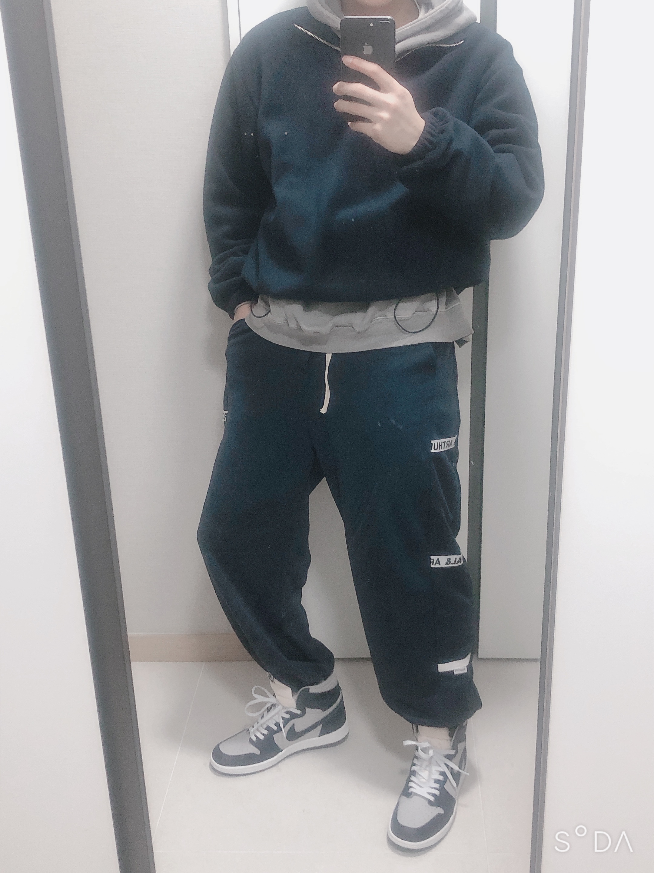 Jordan 1 High 85 College Navy 착용 스타일 - 2