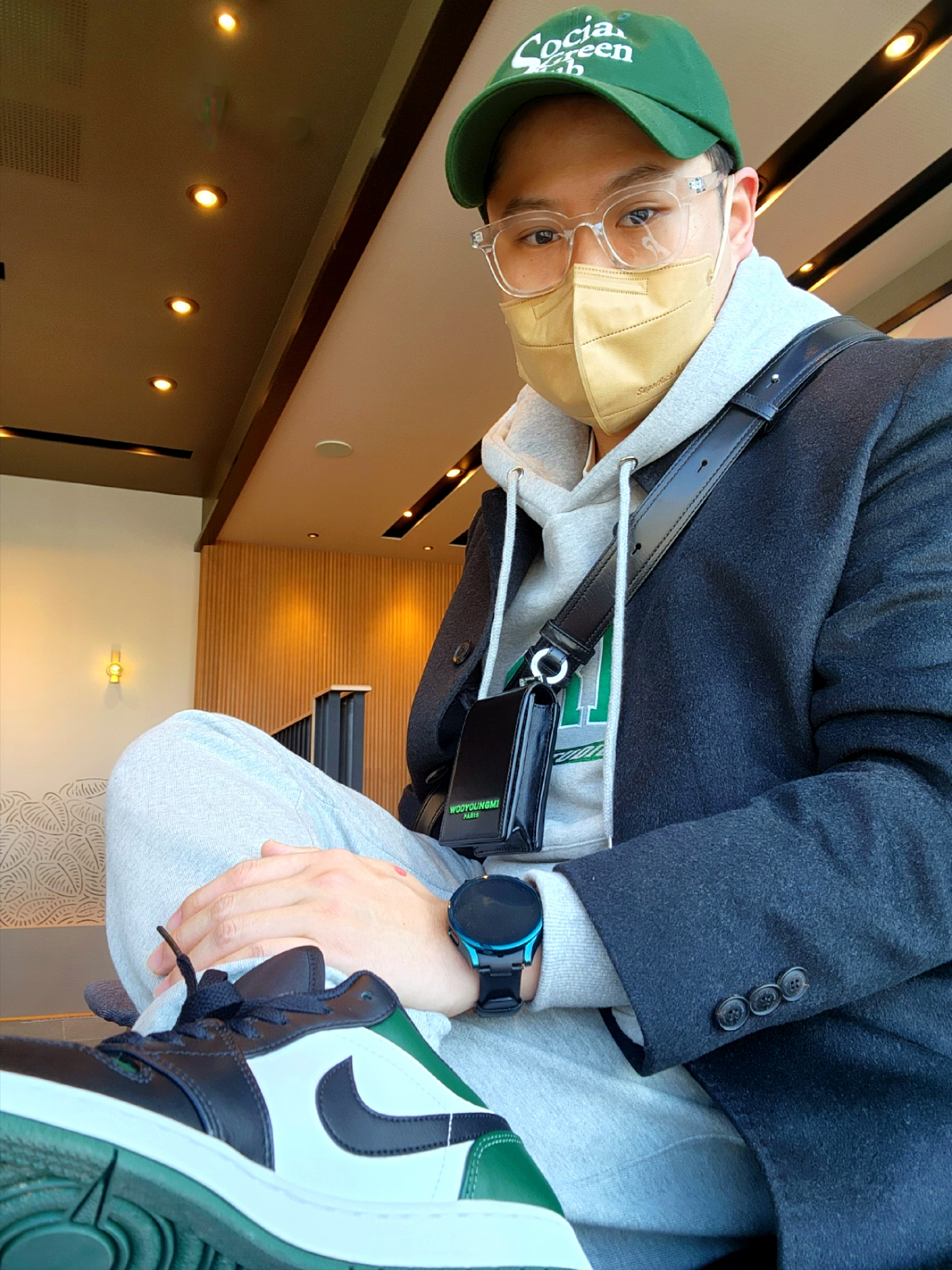 Jordan 1 Low Green Toe, Samsung Galaxy Watch4 44mm Wooyoungmi Edition (Korean Ver.) 착용 스타일