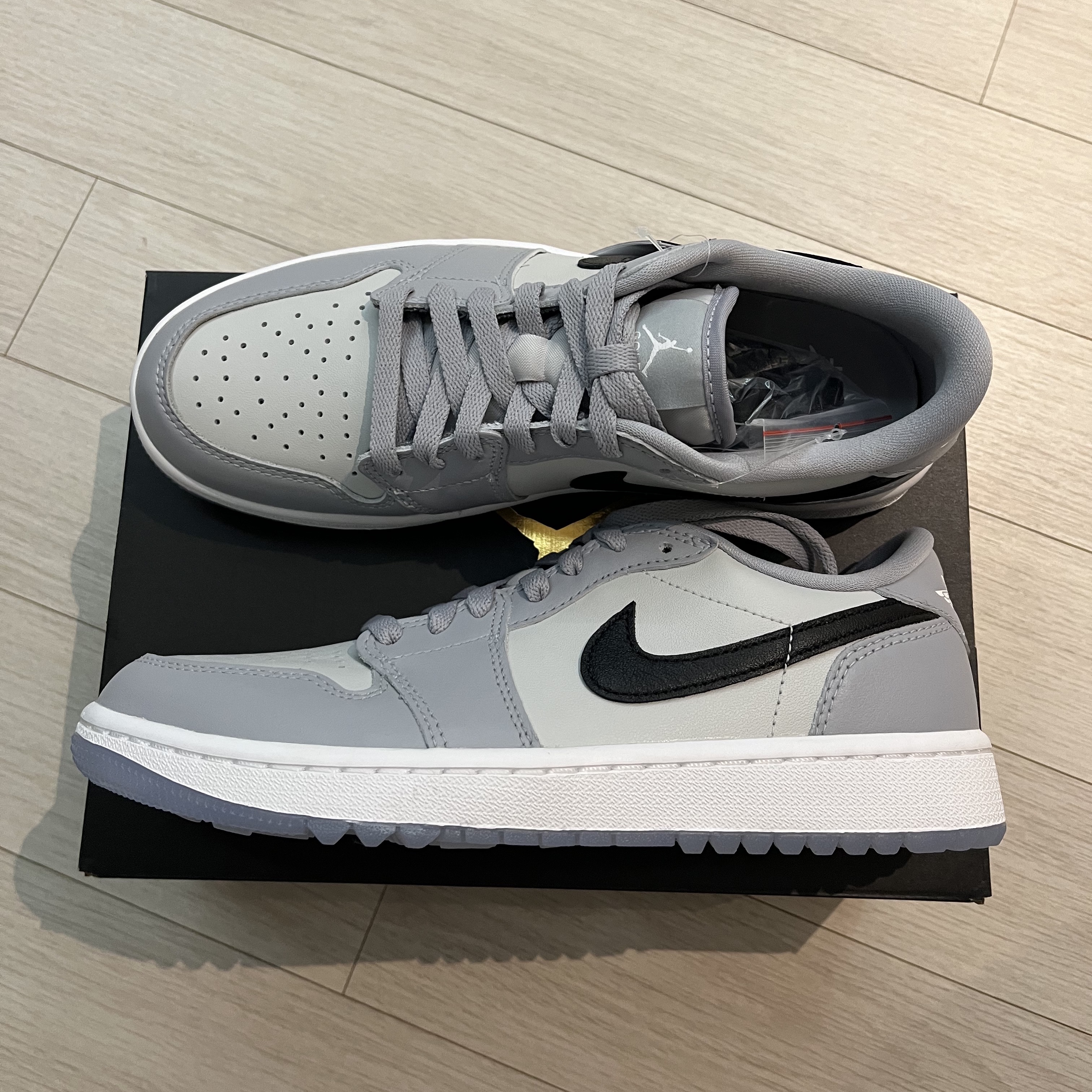 Jordan 1 Low Golf Wolf Grey 착용 스타일