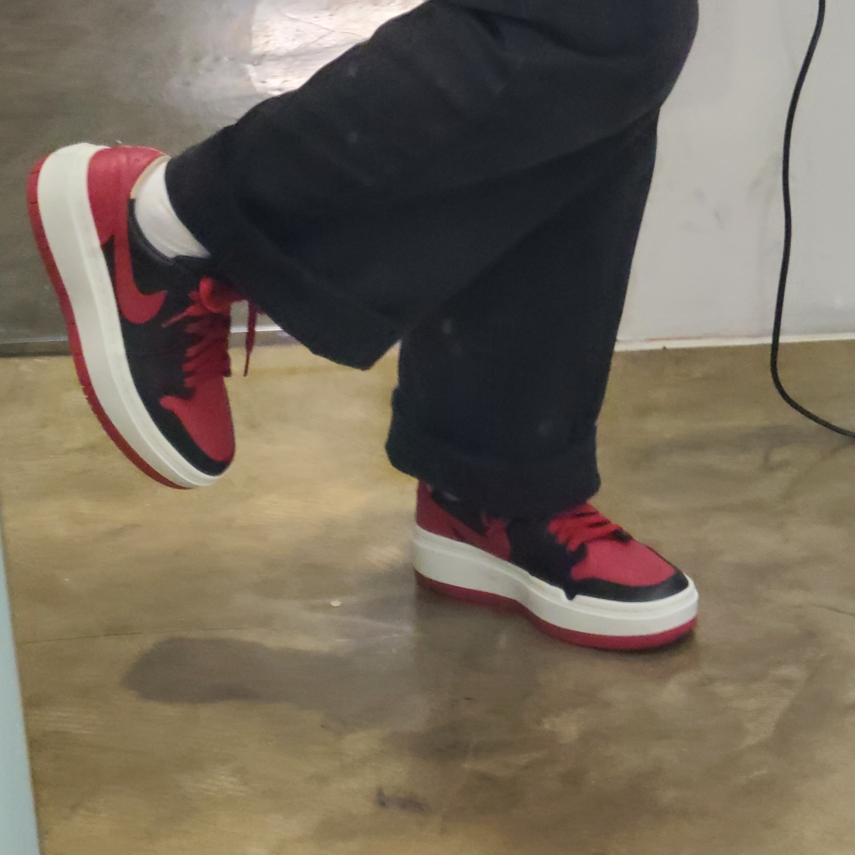 (W) Jordan 1 Elevate Low SE Bred 착용 스타일 - 2