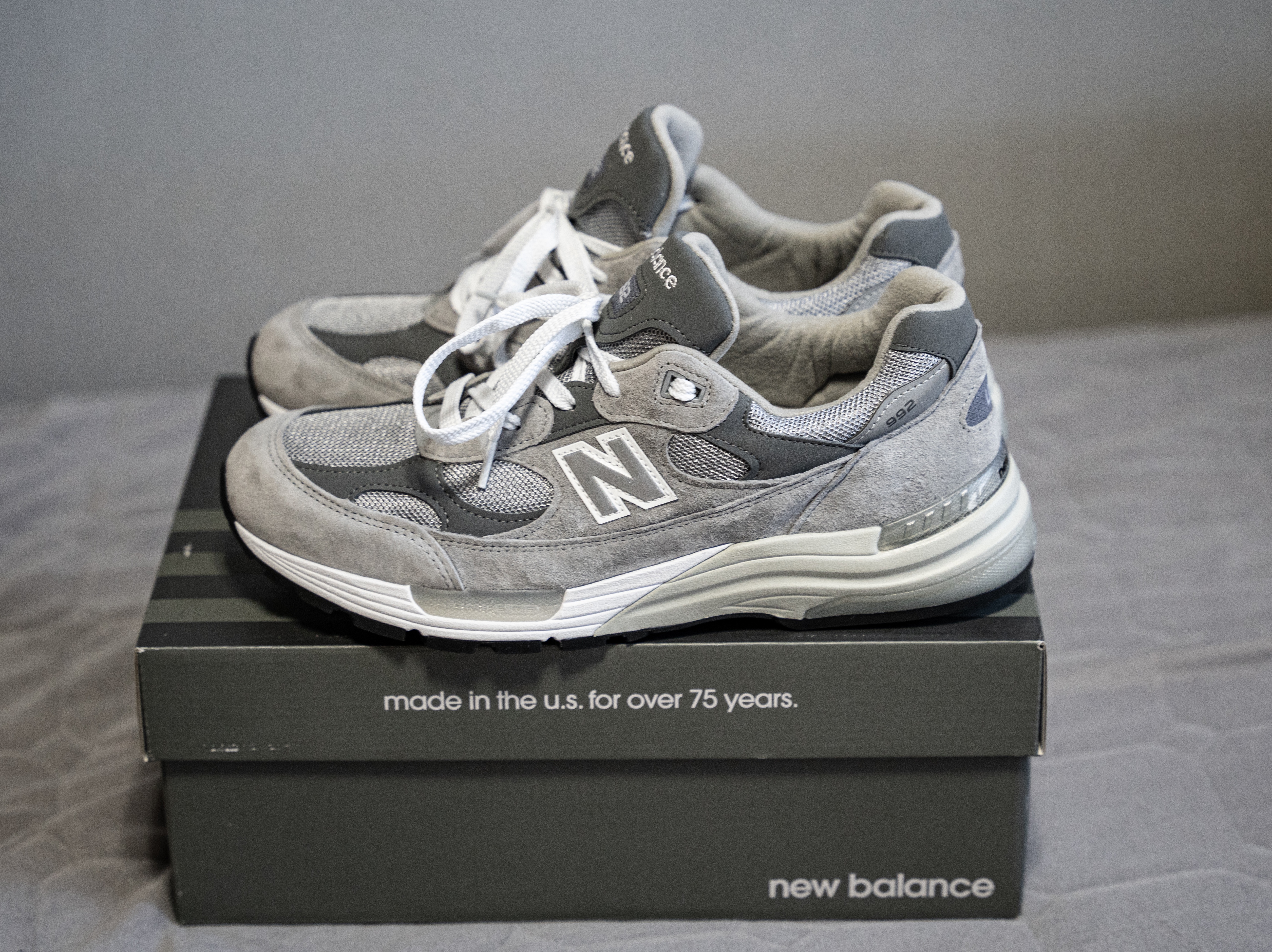 New Balance 992 Made in USA Grey - D Standard 착용 스타일 - 2