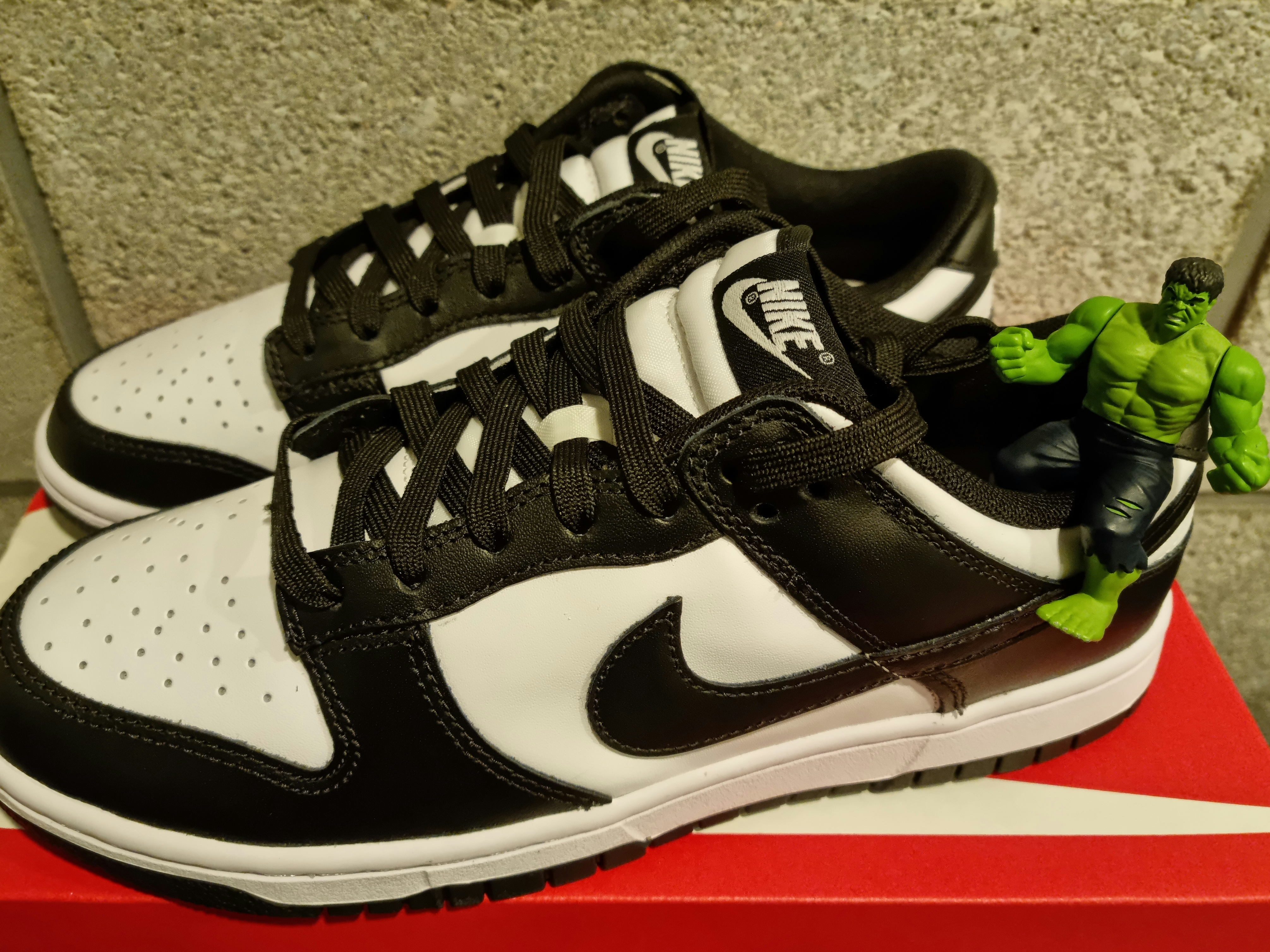 Nike Dunk Low Retro Black 착용 스타일 - 1