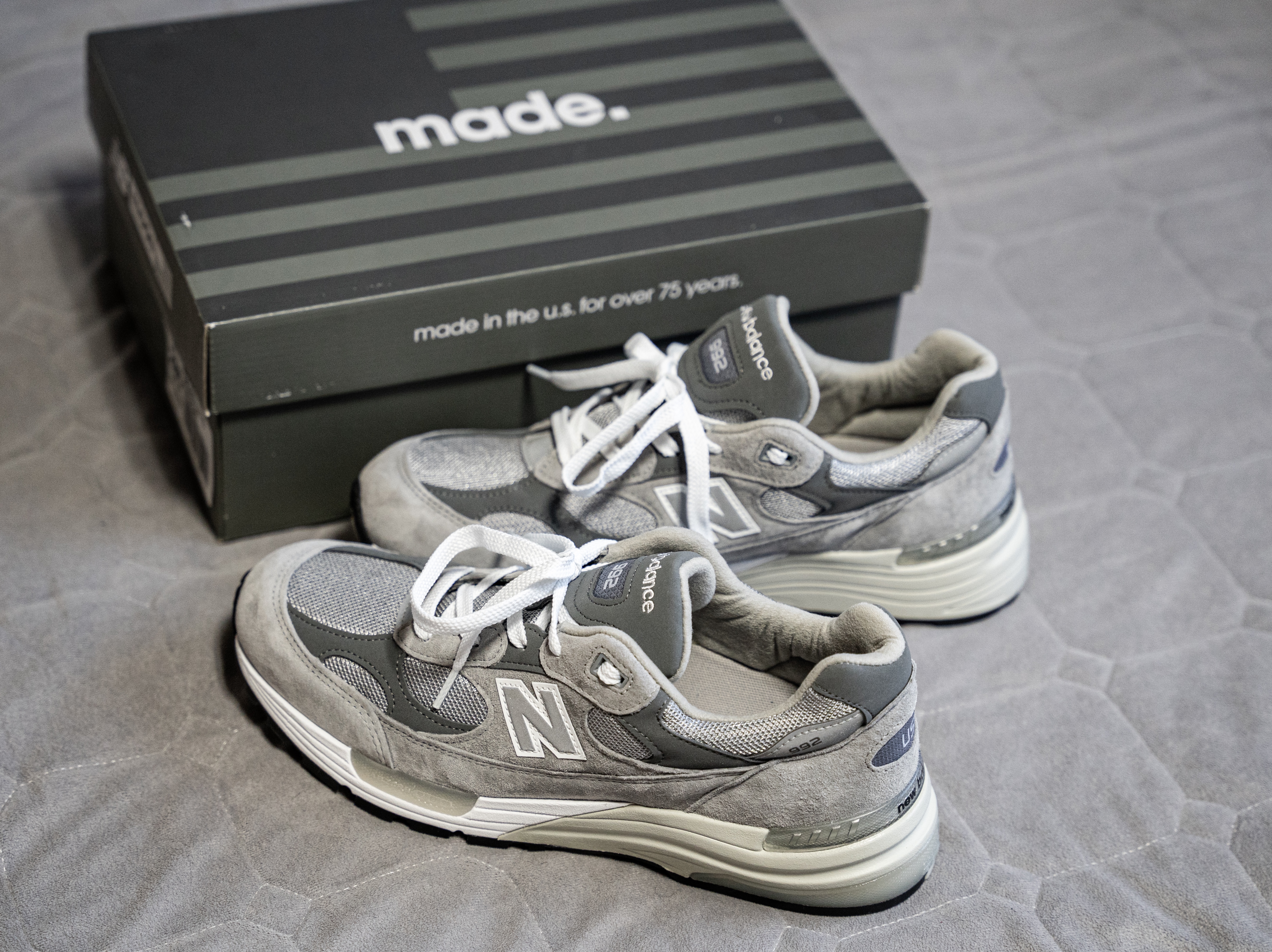 New Balance 992 Made in USA Grey - D Standard 착용 스타일 - 1