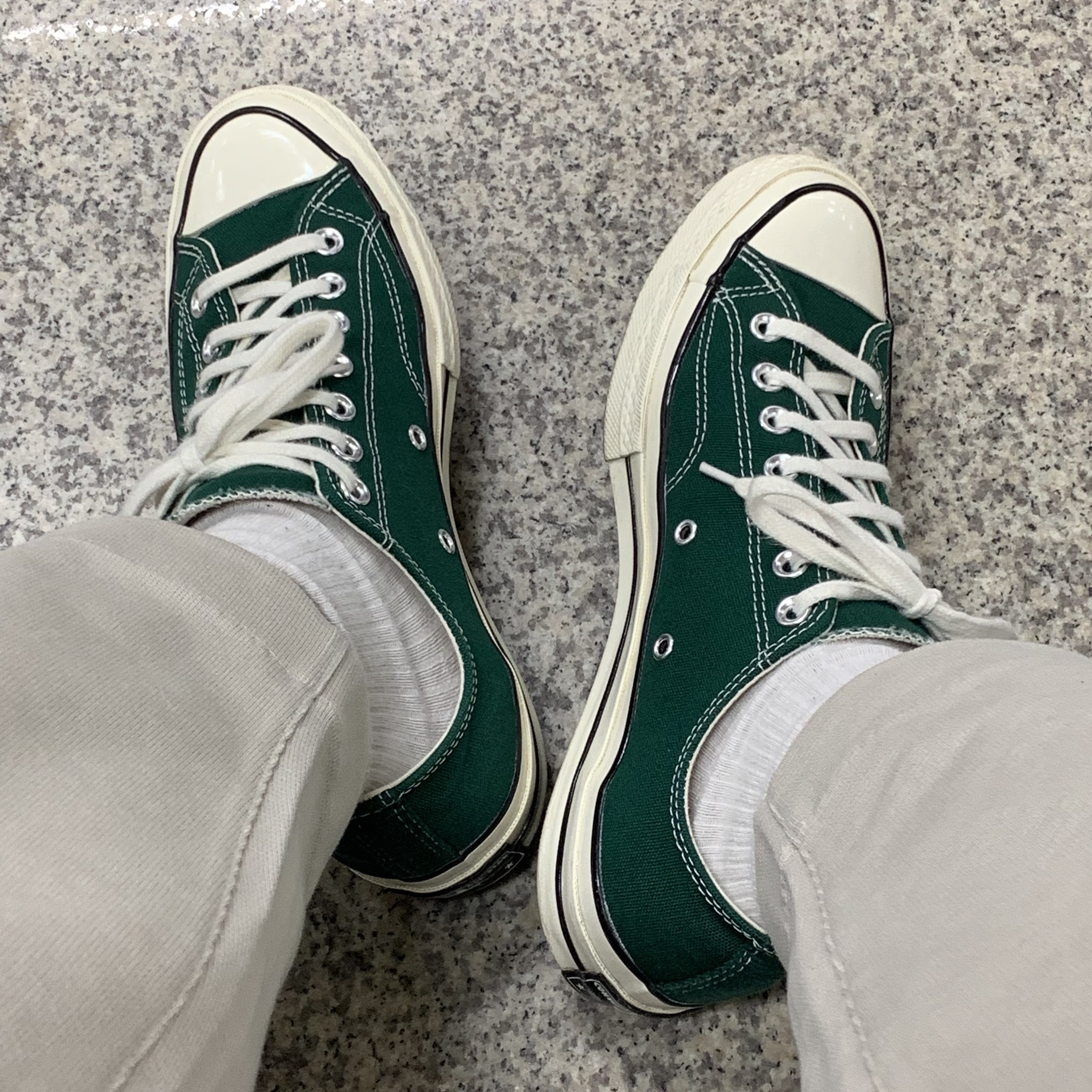 Converse Chuck 70 Ox Midnight Clover 착용 스타일