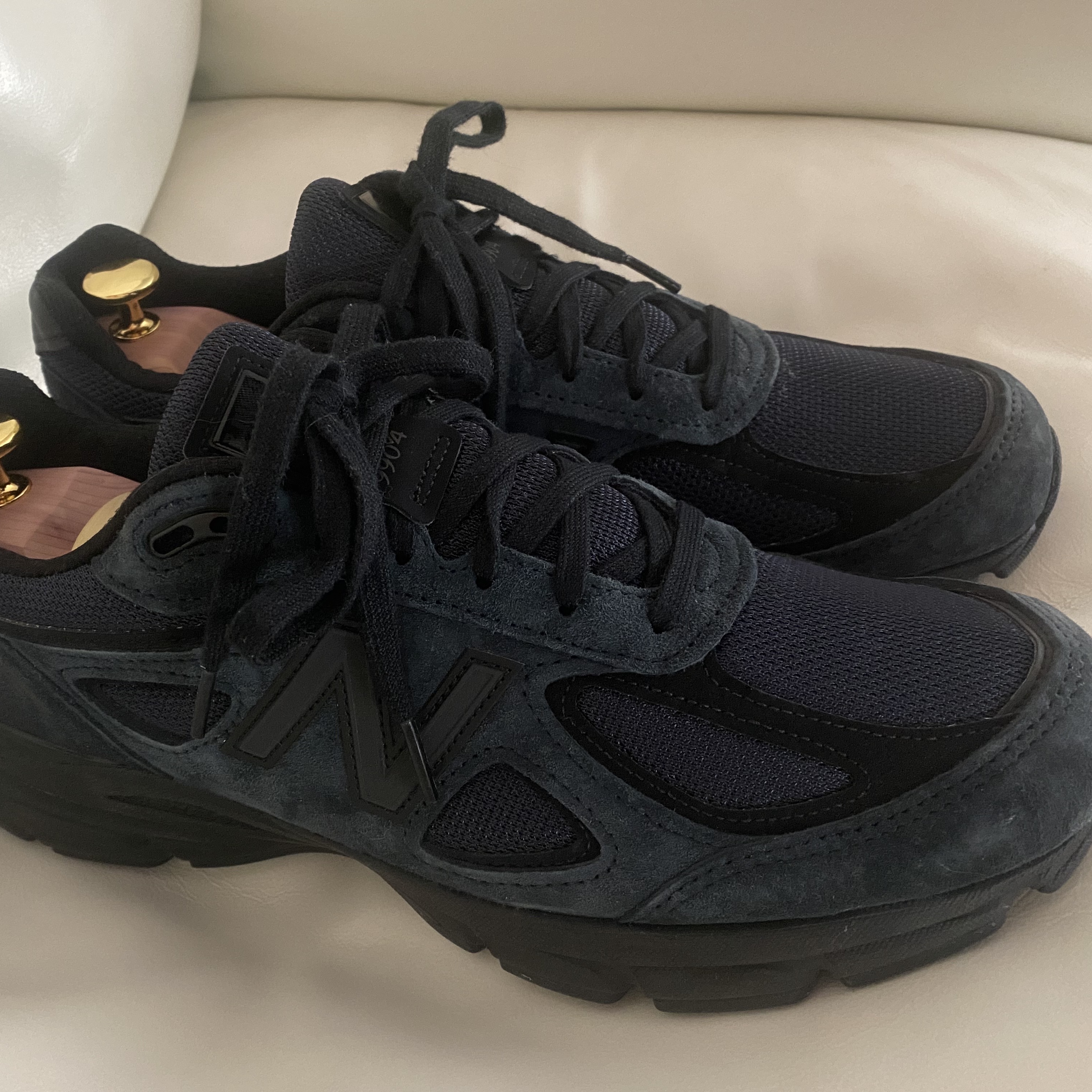 New Balance x JJJJound 990v4 Navy 착용 스타일 - 2