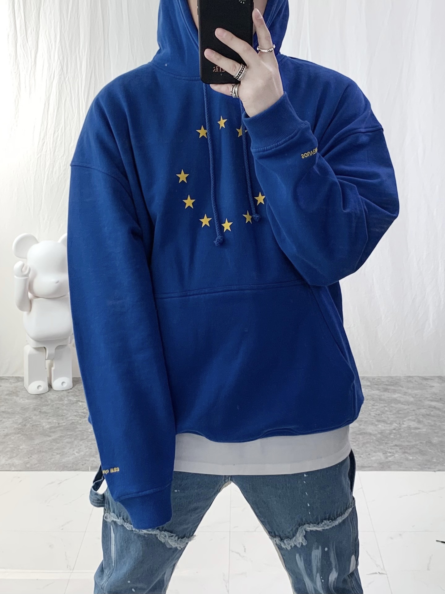 Jordan 1 Retro High Obsidian UNC, Souvenir Official Eunify Classic Hoodie Blue 착용 스타일 - 2