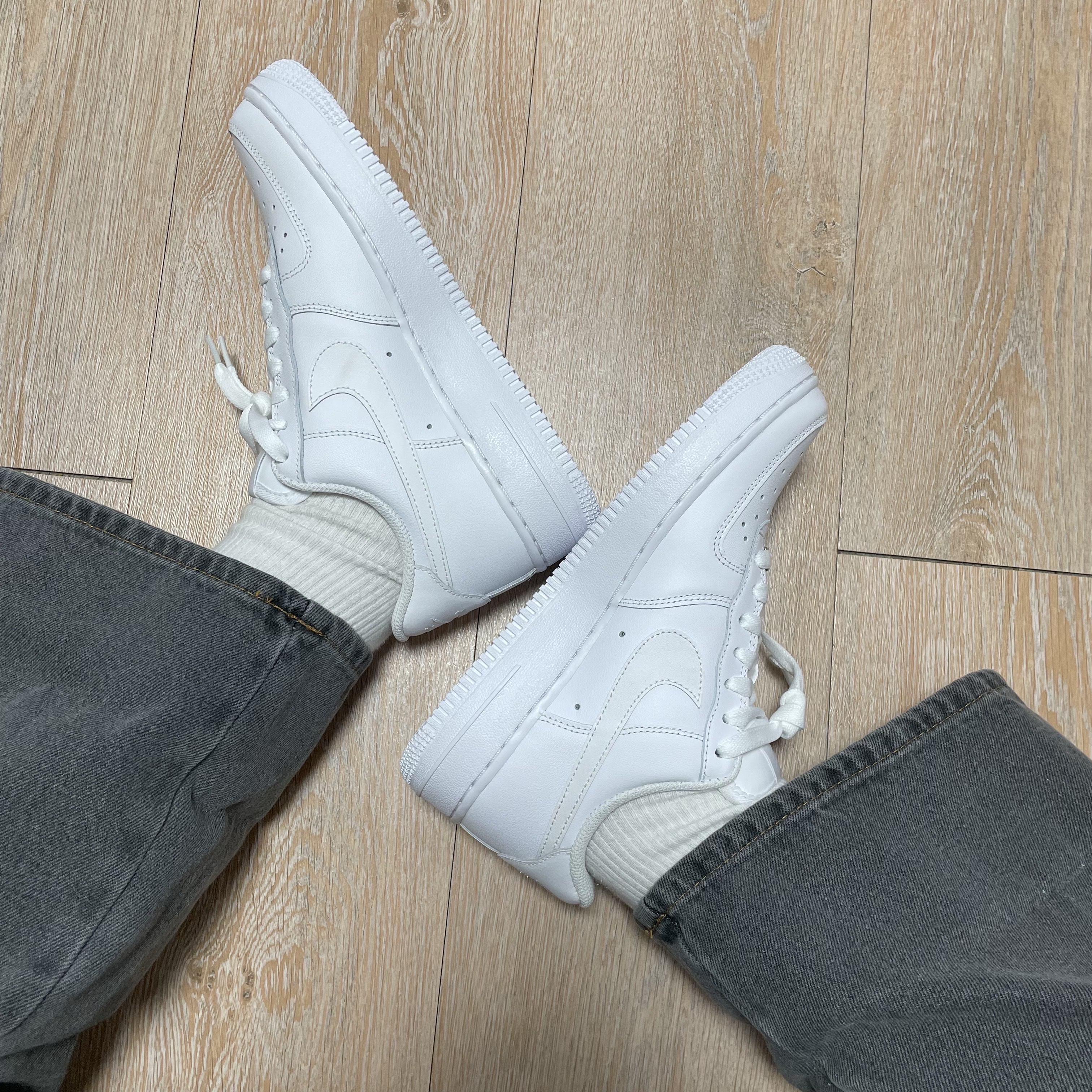 (W) Nike Air Force 1 '07 Low White 착용 스타일