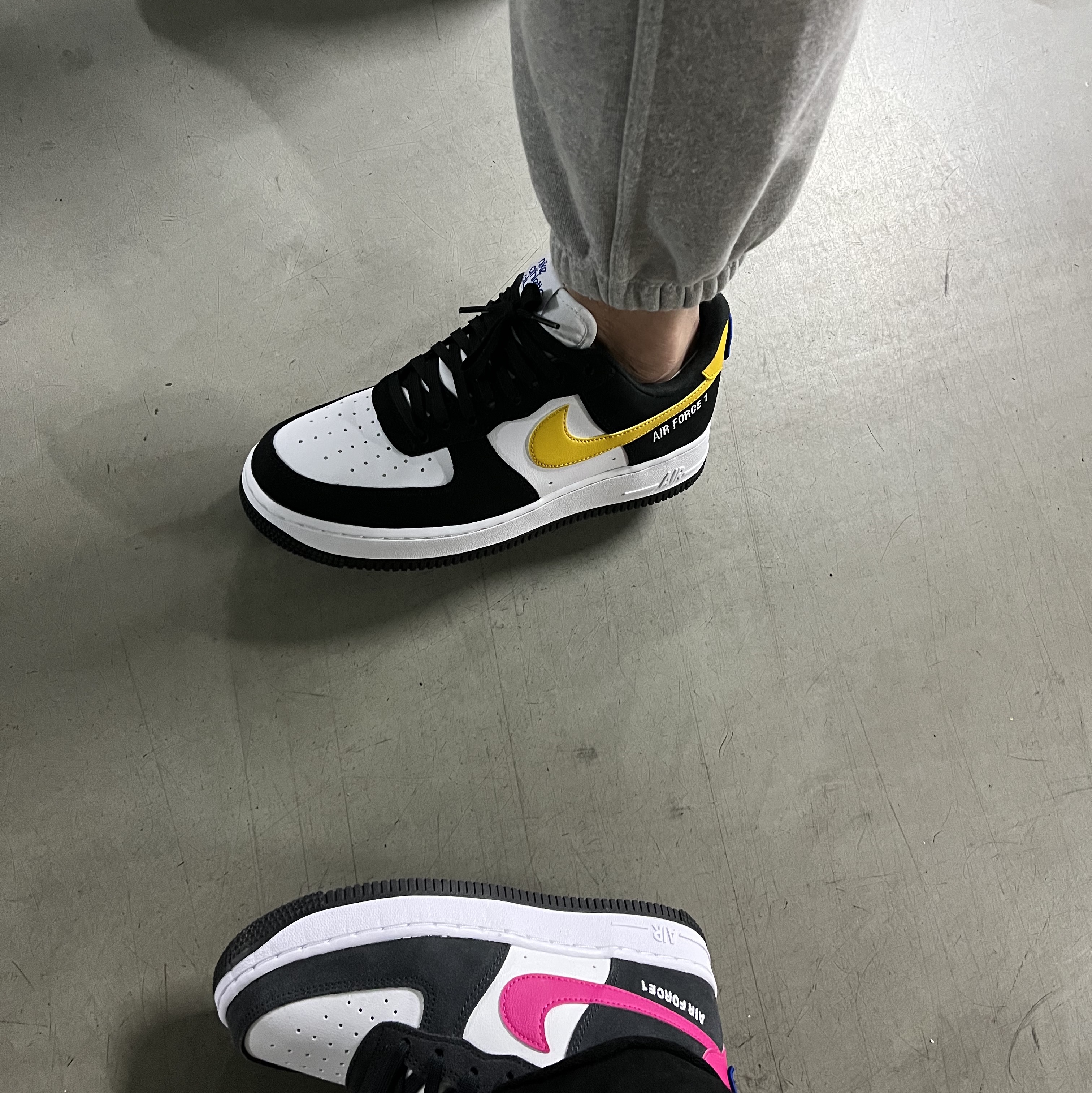 Nike Air Force 1 '07 LV8 Athletic Club Black Dark Sulfur, (GS) Nike Air Force 1 LV8 Athletic Club Black Pink Prime 착용 스타일