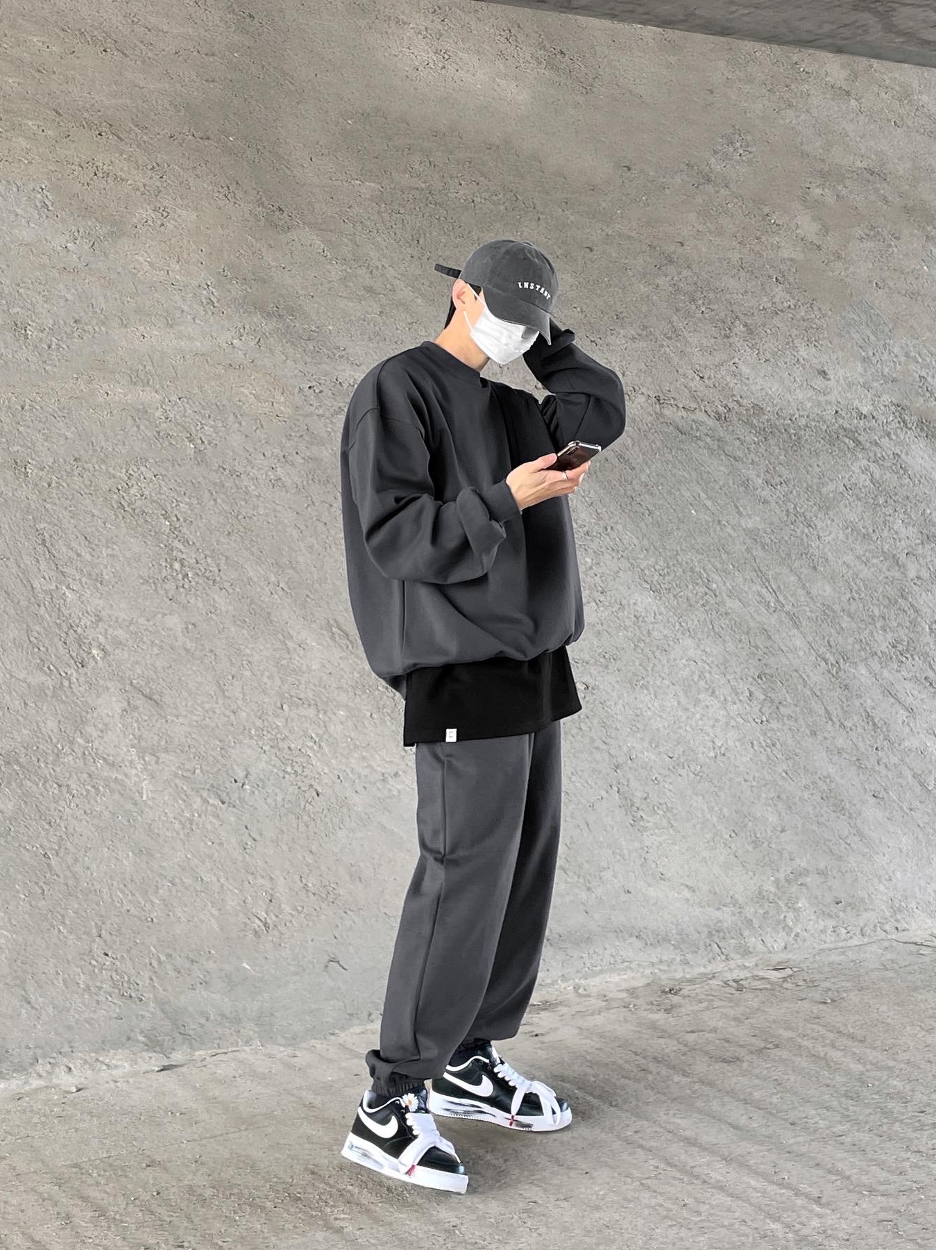 Nike x Peaceminusone Air Force 1 Low Para-Noise 착용 스타일 - 1