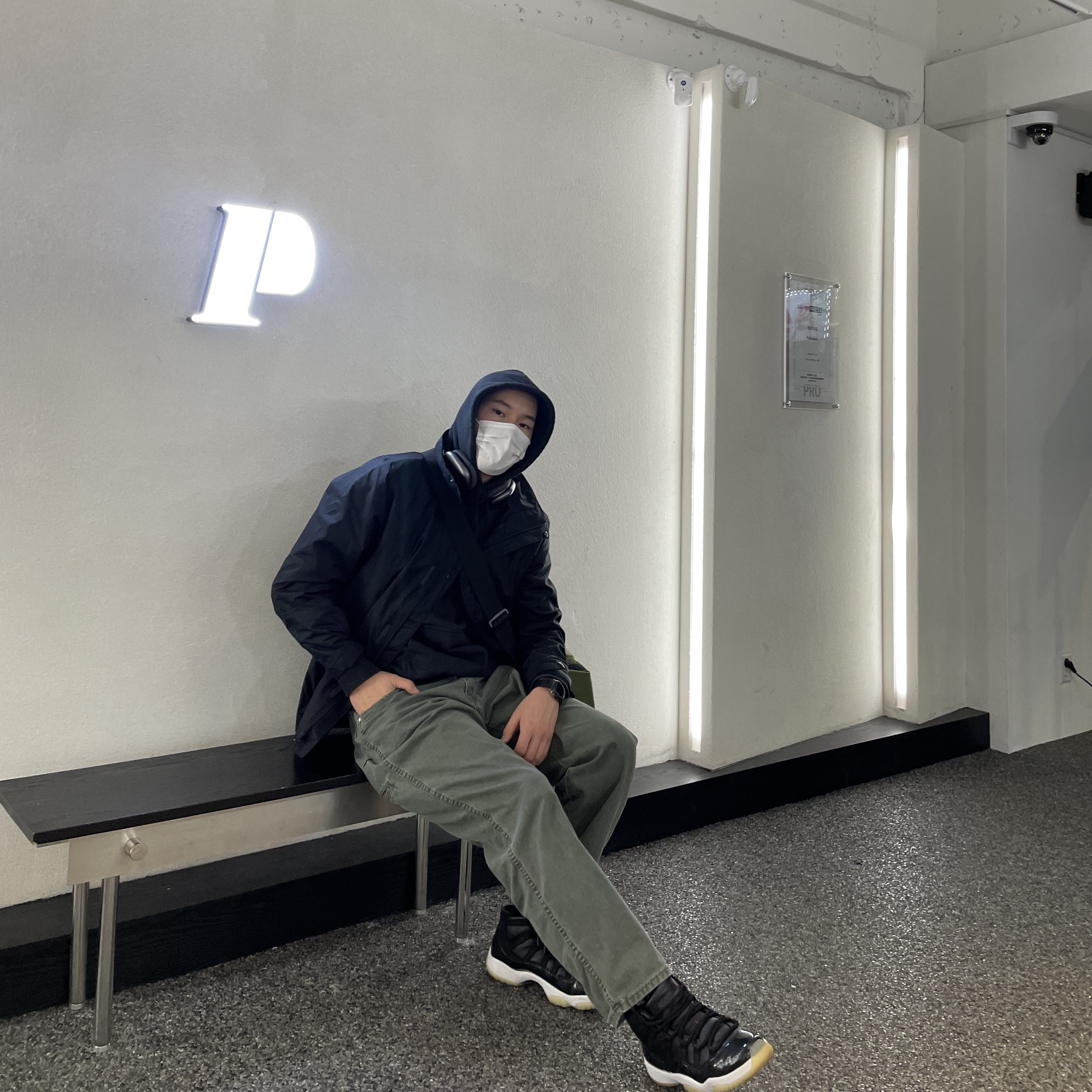Apple AirPods Max Lightning Space Gray (Korean Ver.), Jordan 11 Retro 72-10 착용 스타일