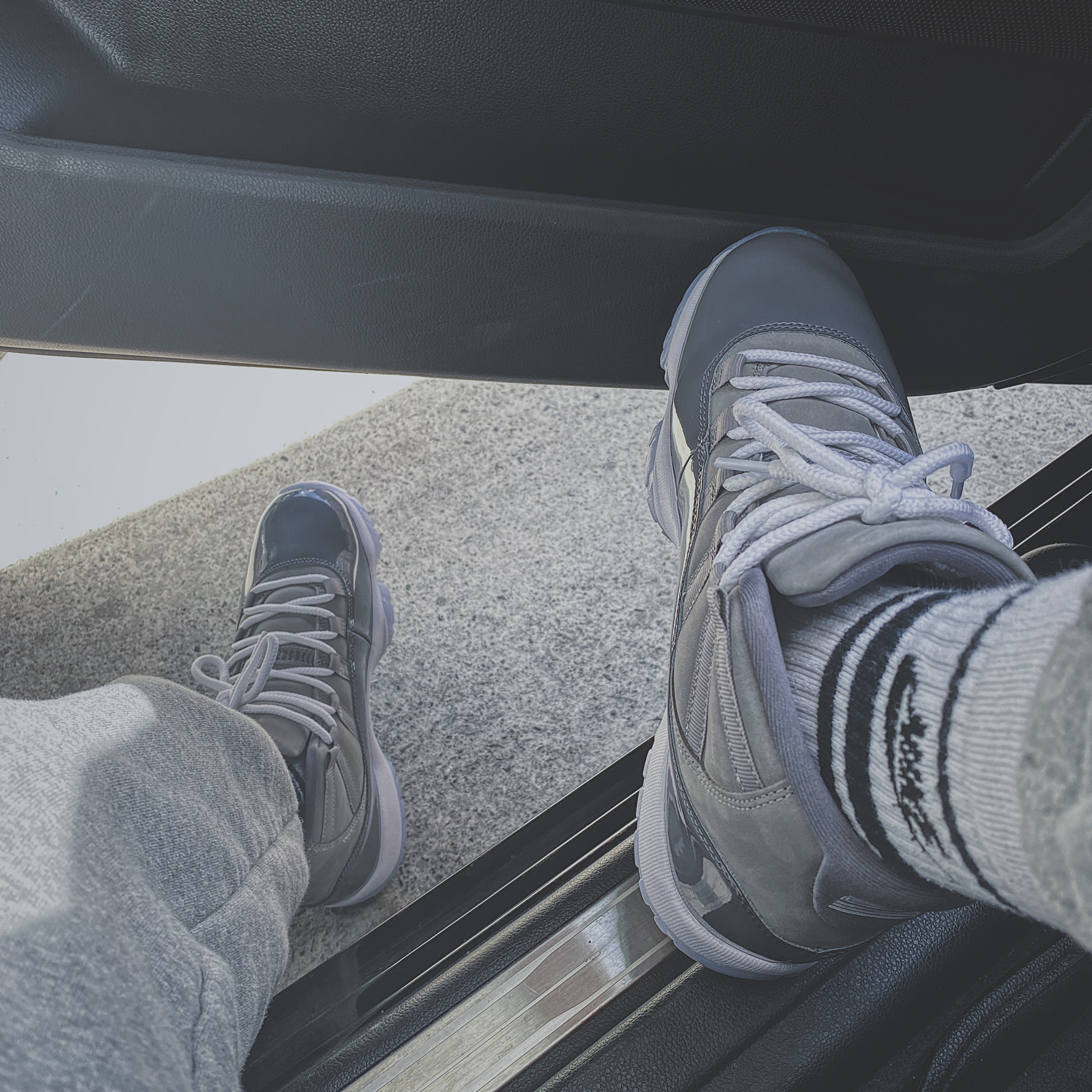 Jordan 11 Retro Cool Grey 2021 착용 스타일 - 1