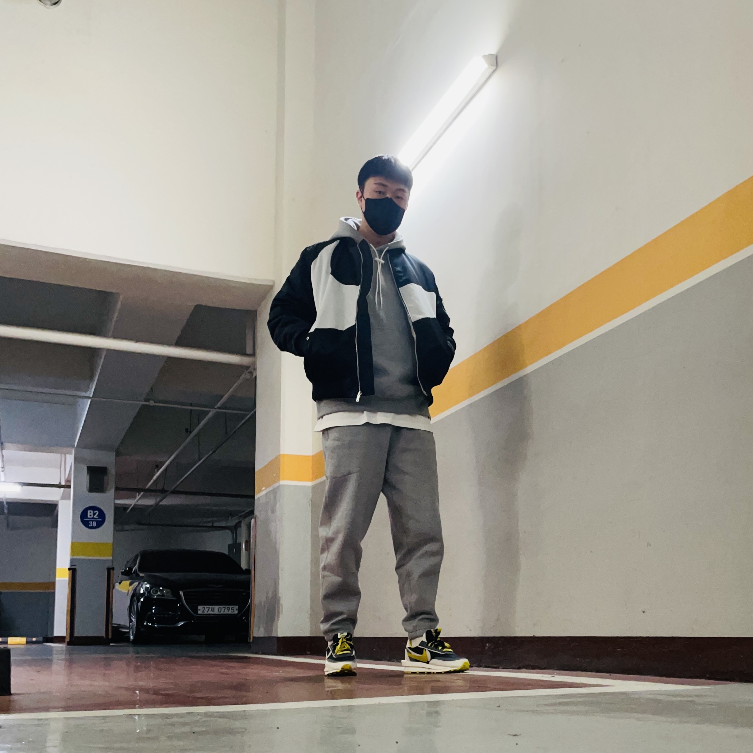 Nike NRG Solo Swoosh Fleece Hoodie Dark Grey Heather - US/EU, Nike NRG Solo Swoosh Fleece Pants Dark Grey Heather - US/EU 착용 스타일