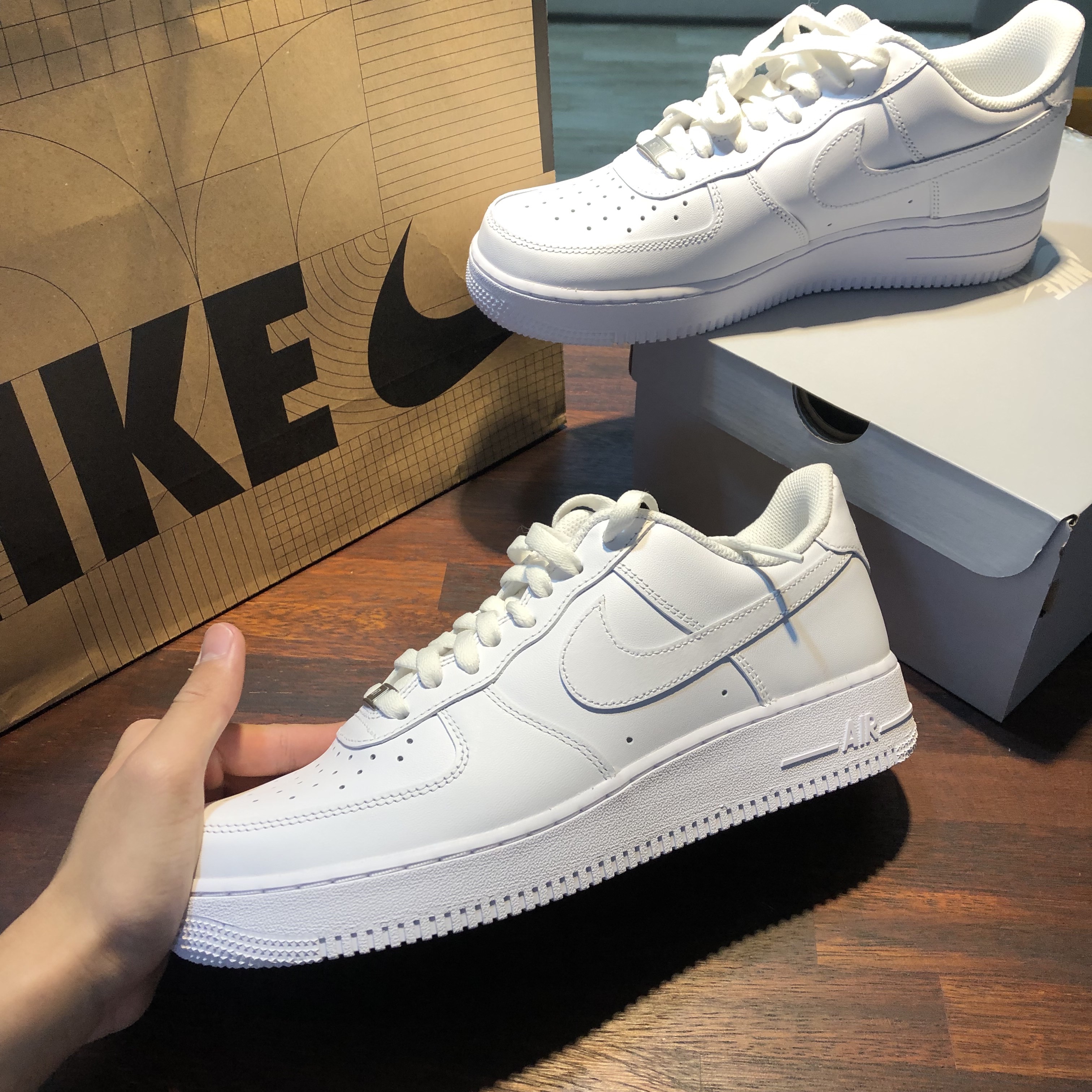 Nike Air Force 1 '07 Low White 착용 스타일 - 2