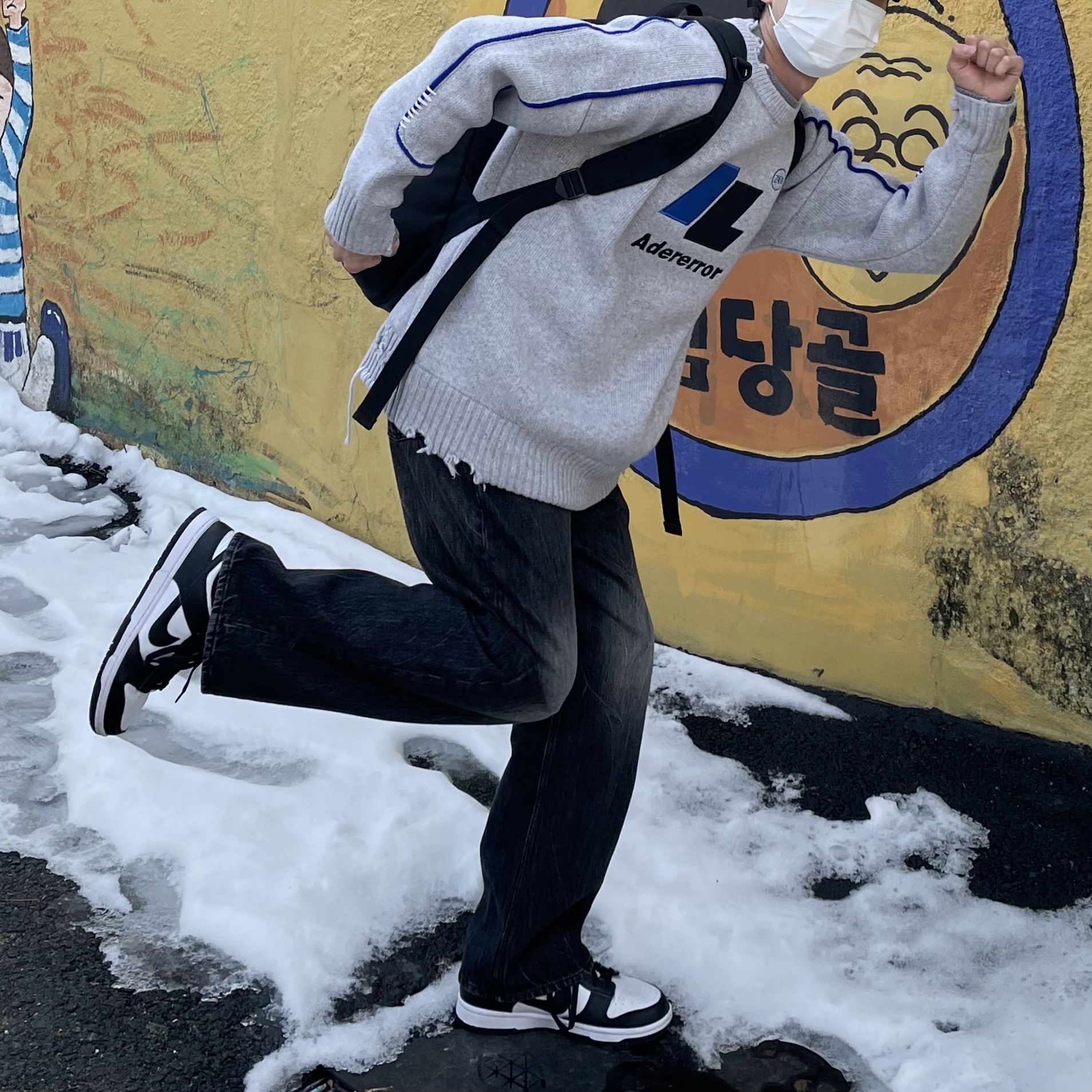 Zara x Ader Error Oversize Sweater Grey, Nike Dunk Low Retro Black 착용 스타일
