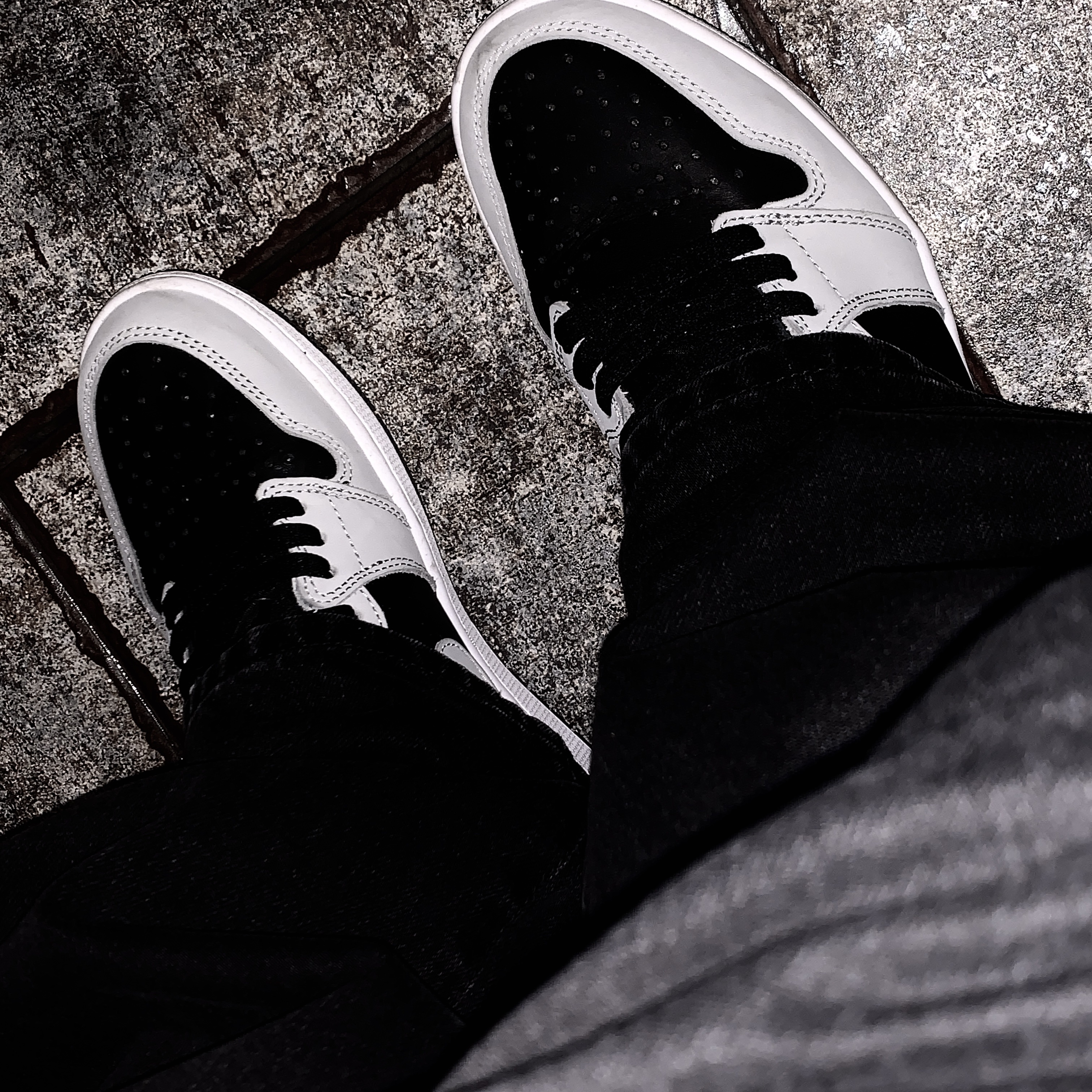 Jordan 1 Retro High OG Shadow 2.0 착용 스타일