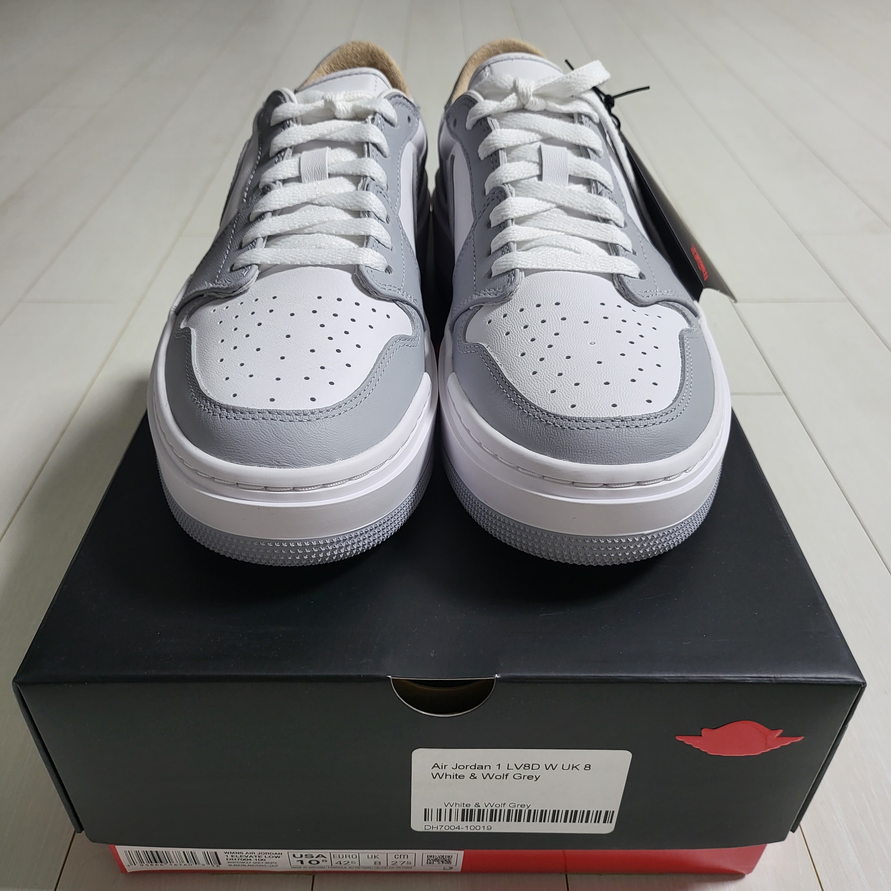 (W) Jordan 1 Elevate Low White and Wolf Grey 착용 스타일 - 2
