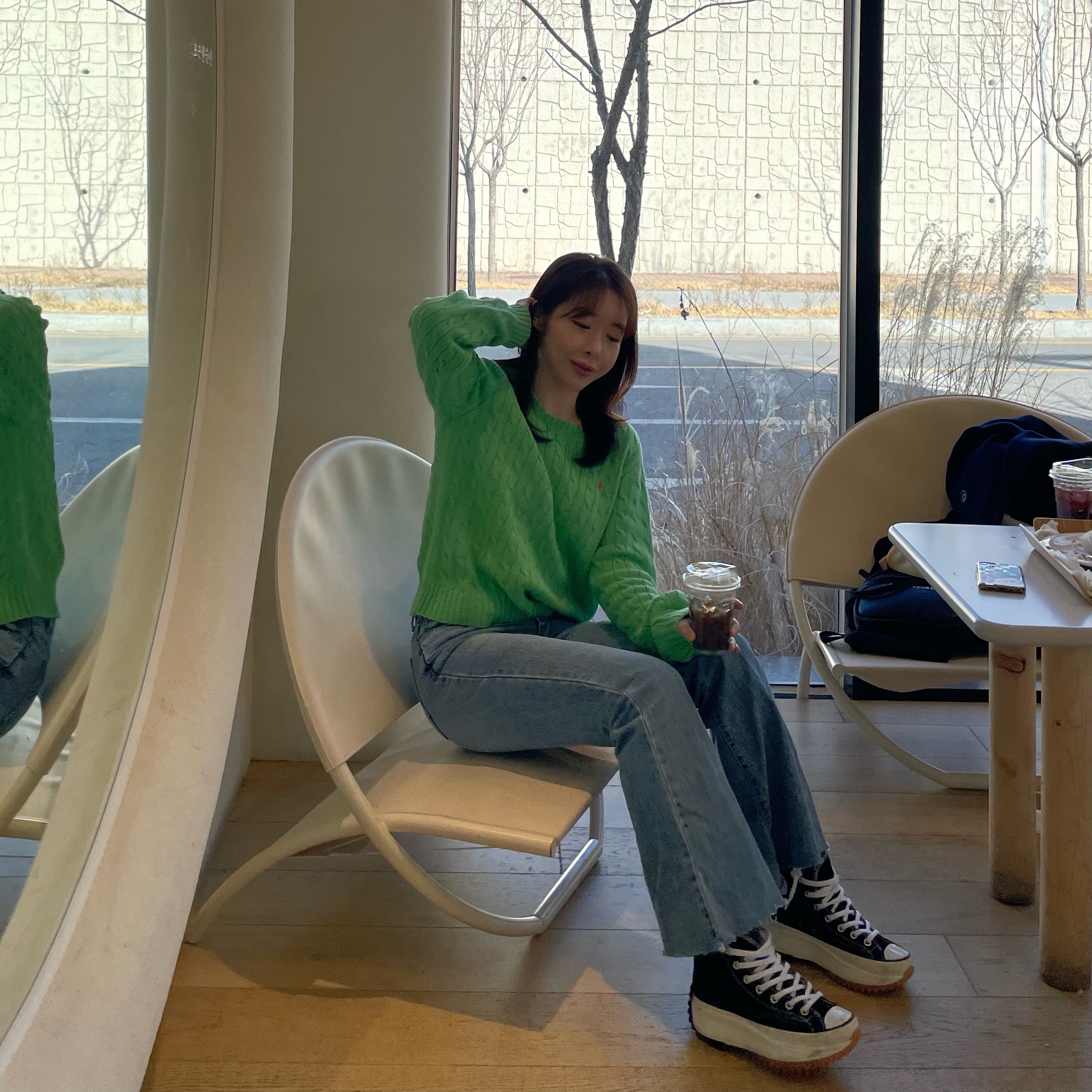 Converse x JW Anderson Run Star Hike Hi Black 착용 스타일 - 2