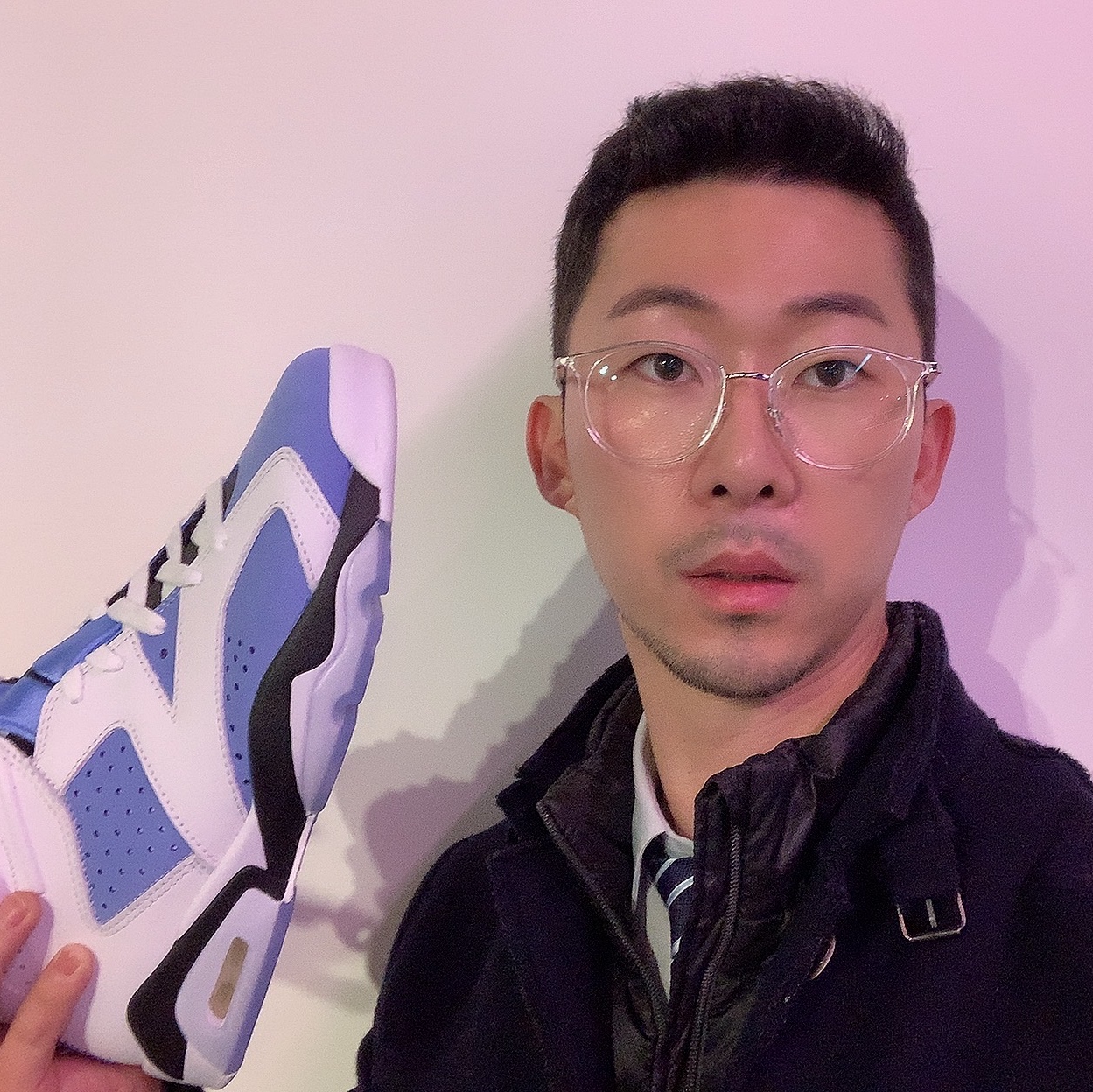 Jordan 6 Retro University Blue 착용 스타일 - 5
