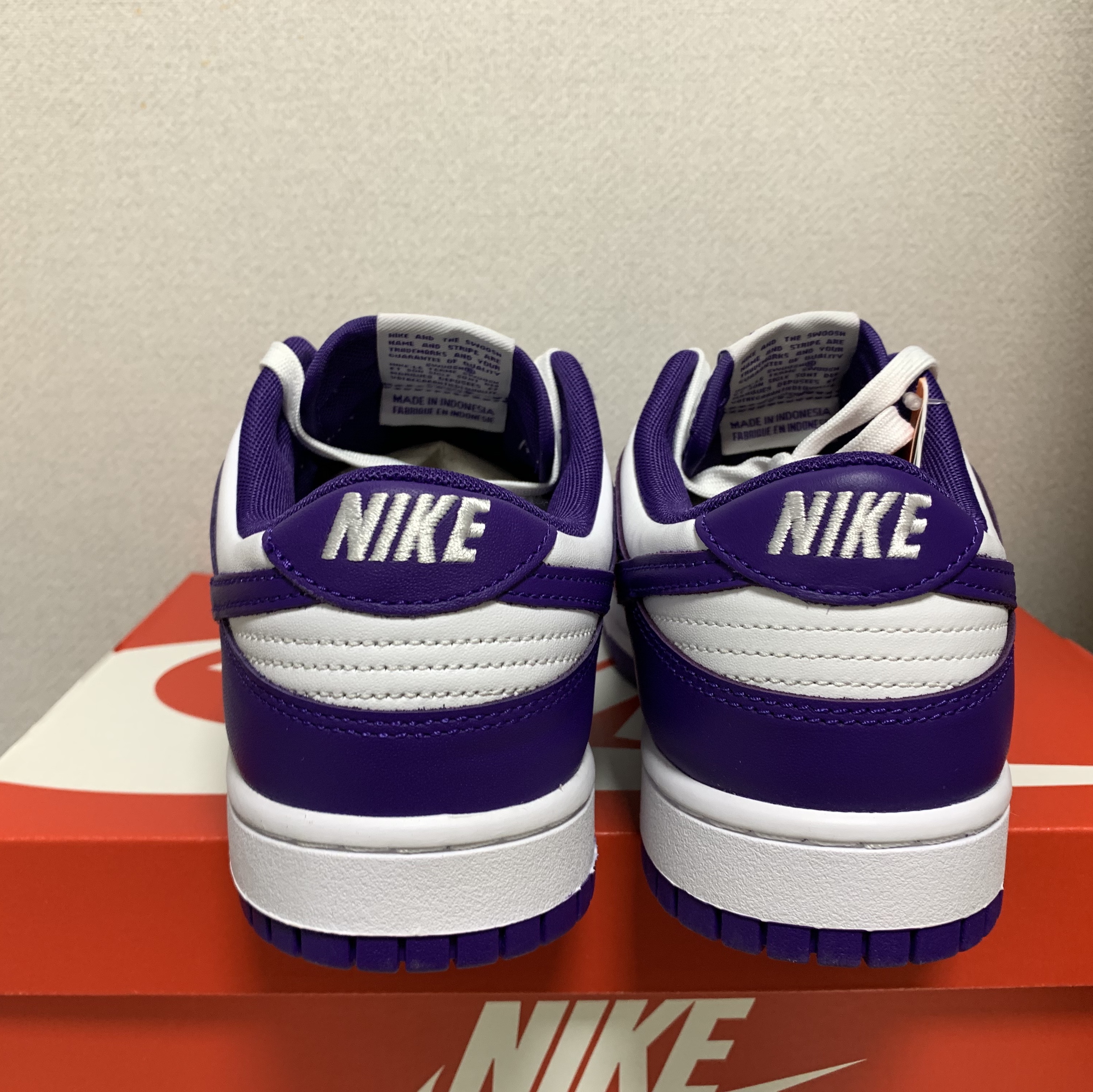 Nike Dunk Low Retro Championship Court Purple 착용 스타일 - 3