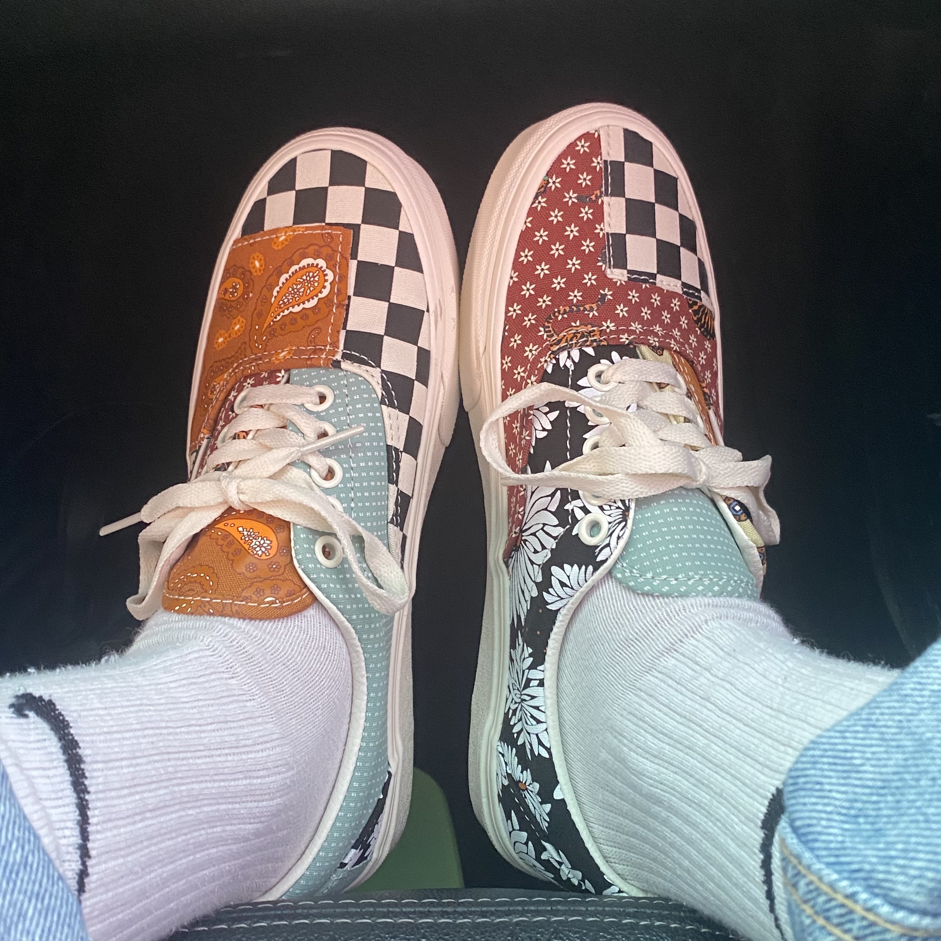 Vans Era Tiger Patchwork 착용 스타일