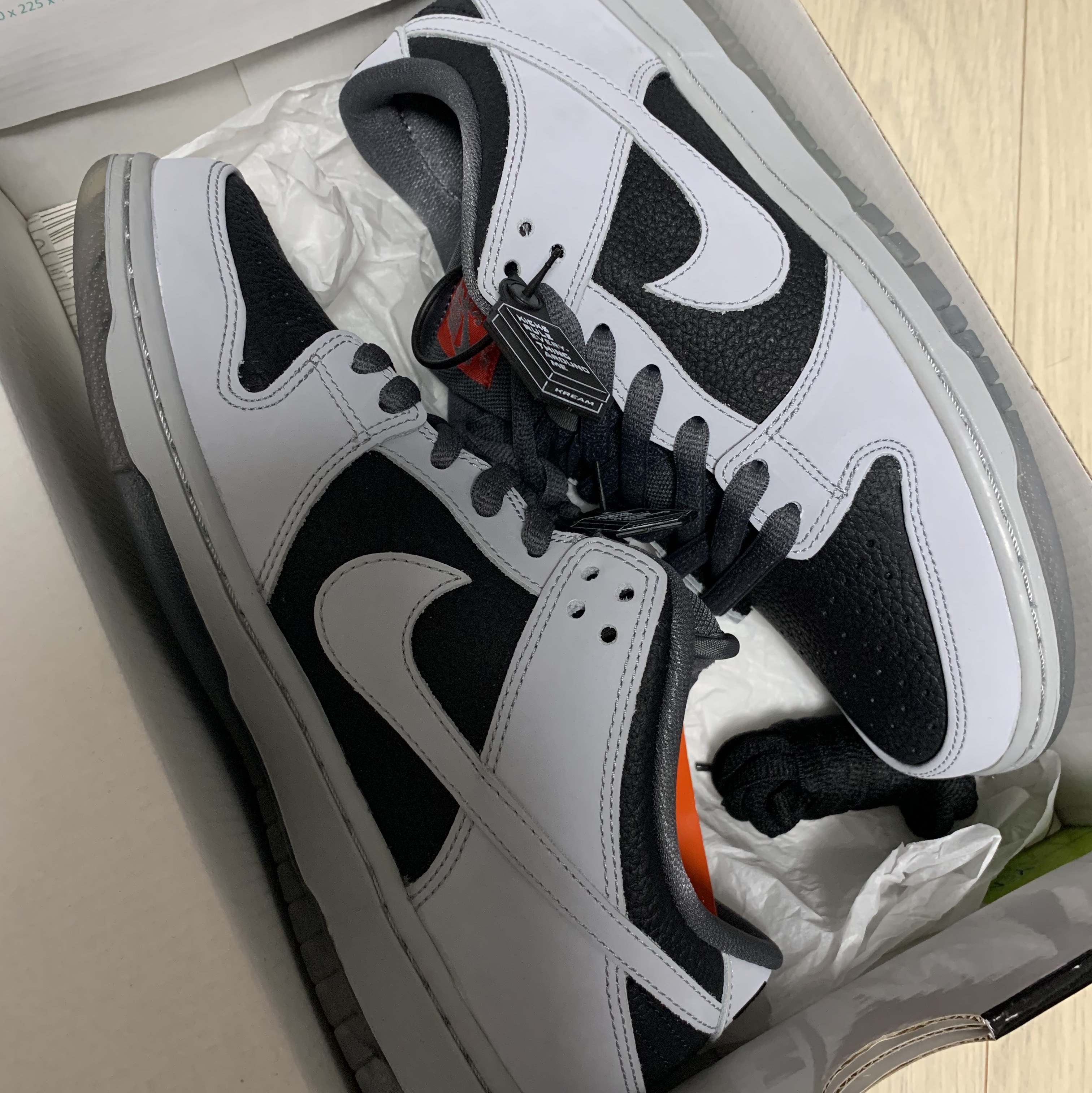 Nike SB Dunk Low Atlas 35MM Grey 착용 스타일
