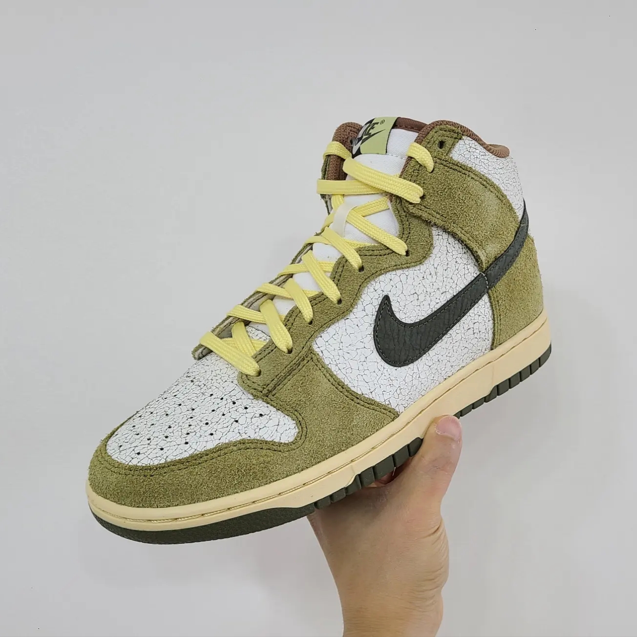 Nike Dunk High Re-Raw Coriander 착용 스타일 - 1