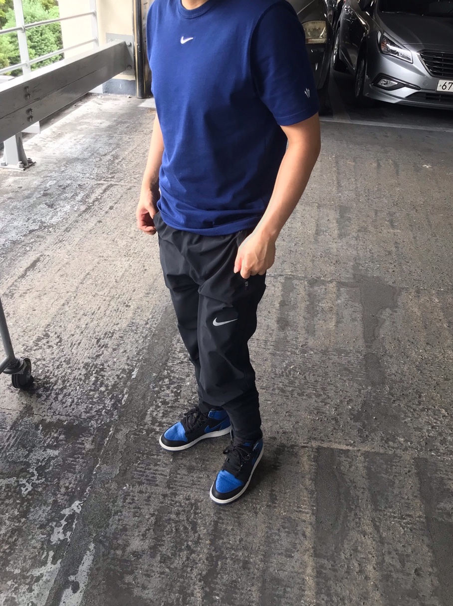 Jordan 1 Retro Royal 2017, (GS) Jordan 1 Retro Royal 2017 착용 스타일