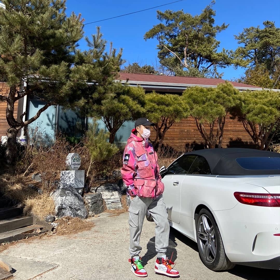 Supreme x The North Face Cargo Jacket Multi-Color - 20SS, Jordan 1 x Off-White Retro High Chicago The Ten 착용 스타일 - 2